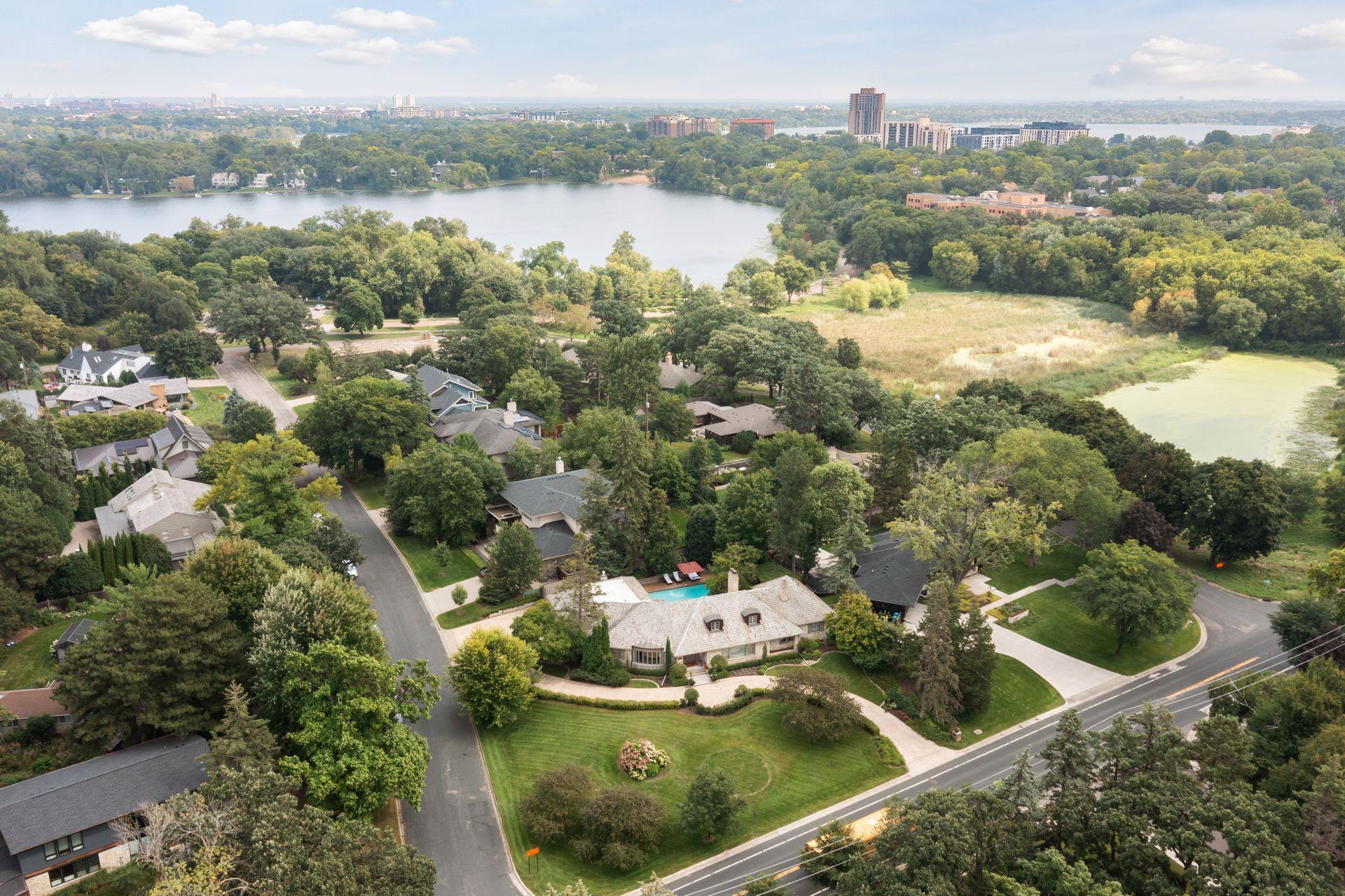 main property photo 90