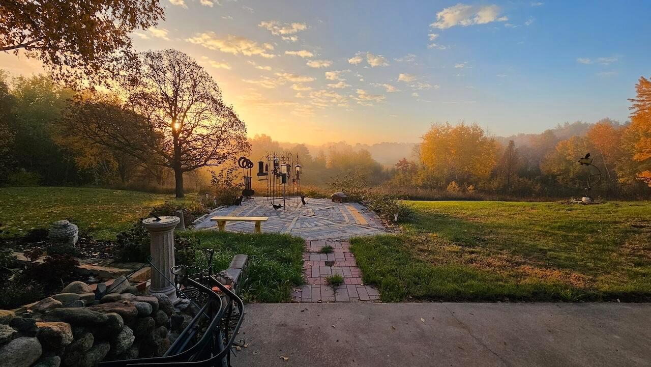 main property photo 34