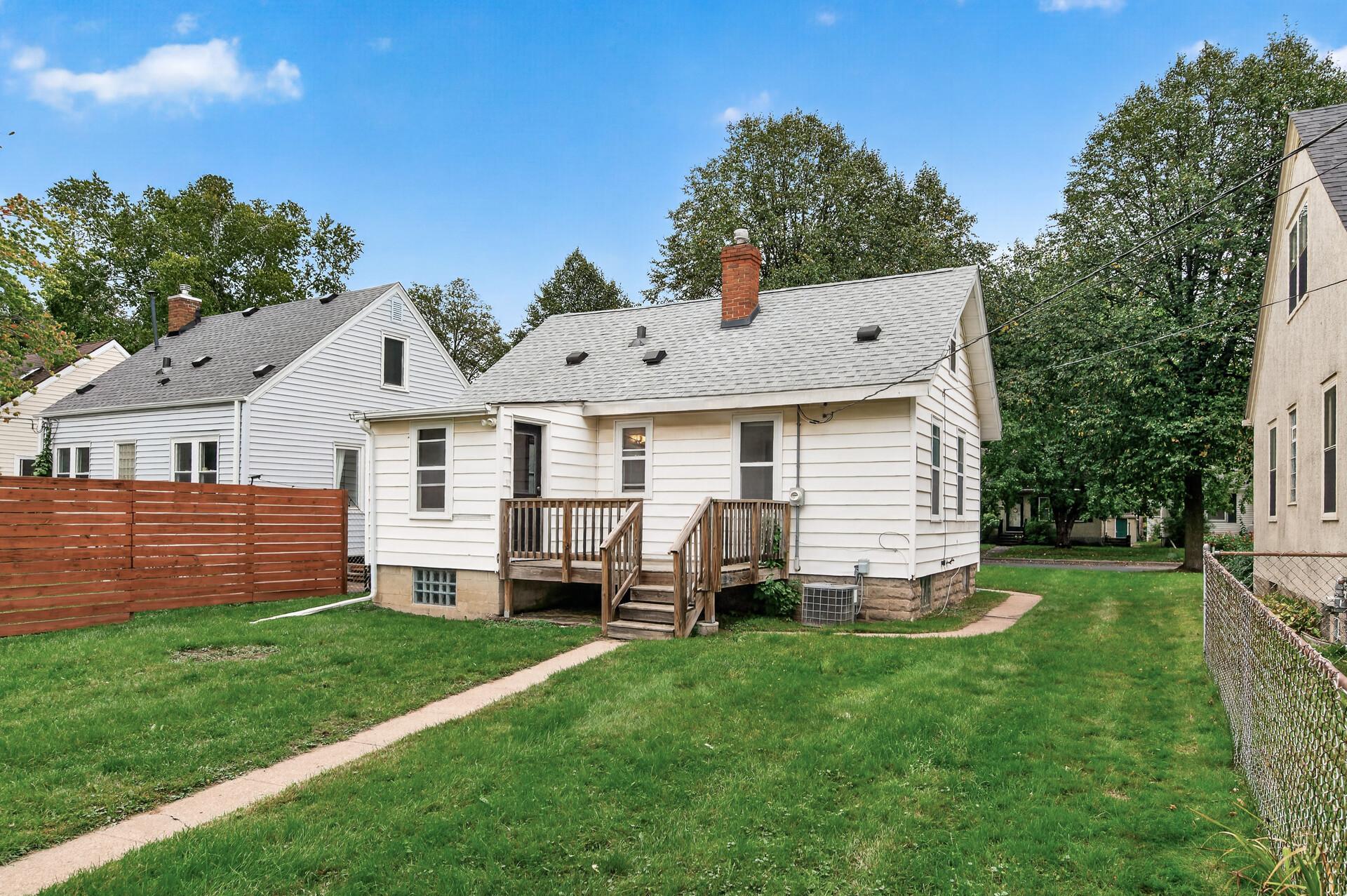 main property photo 20