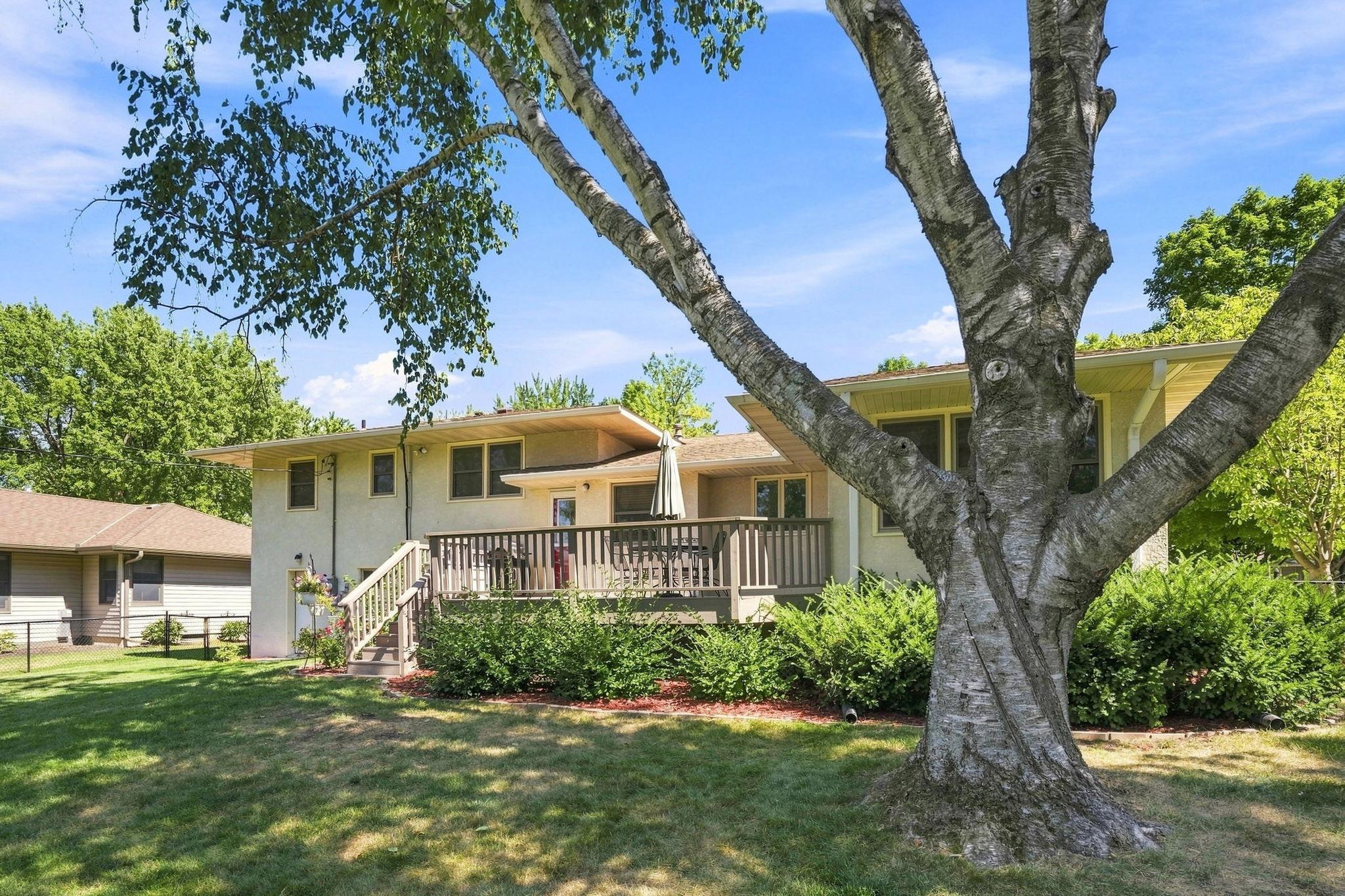 main property photo 41