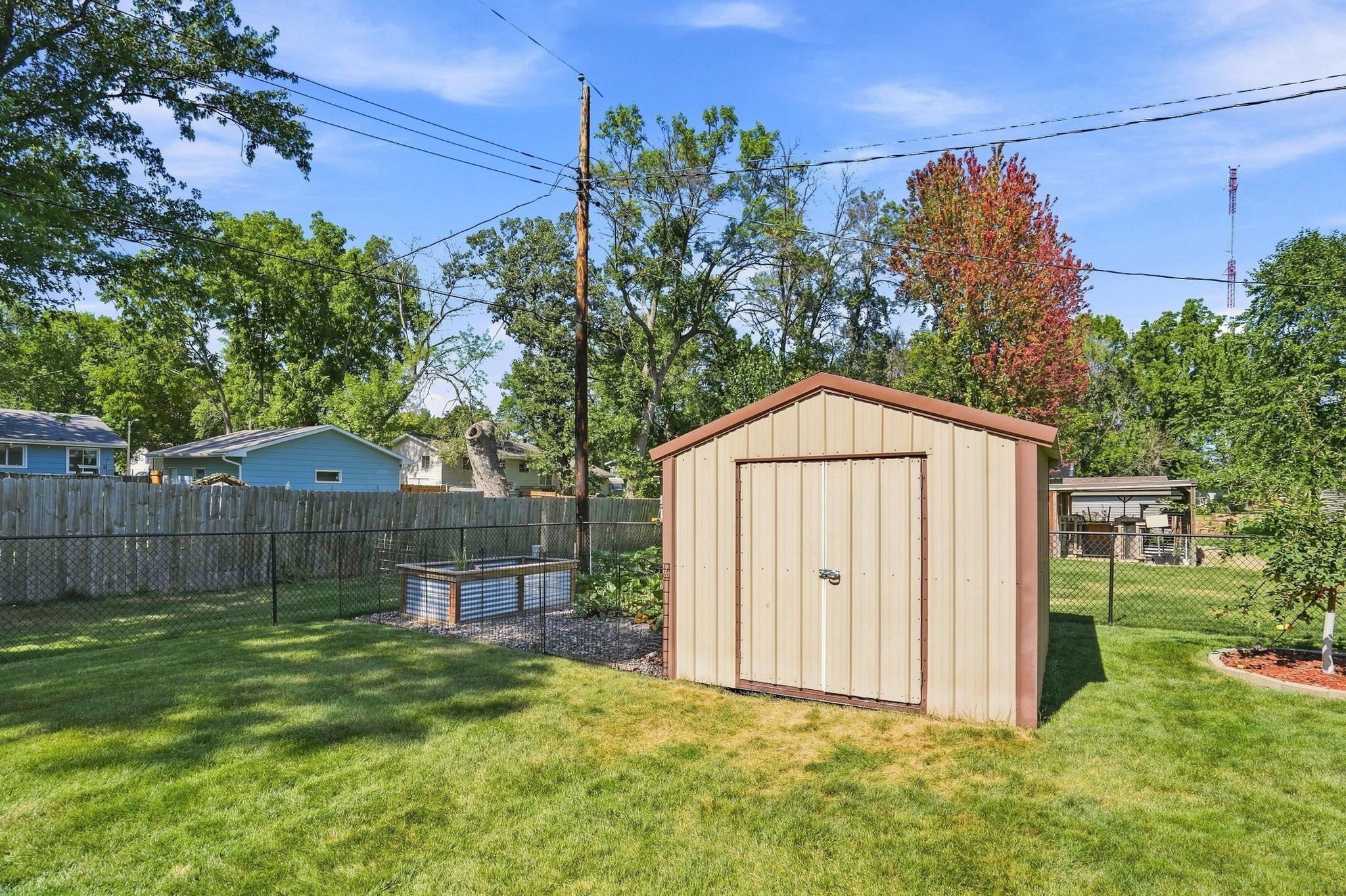 main property photo 48