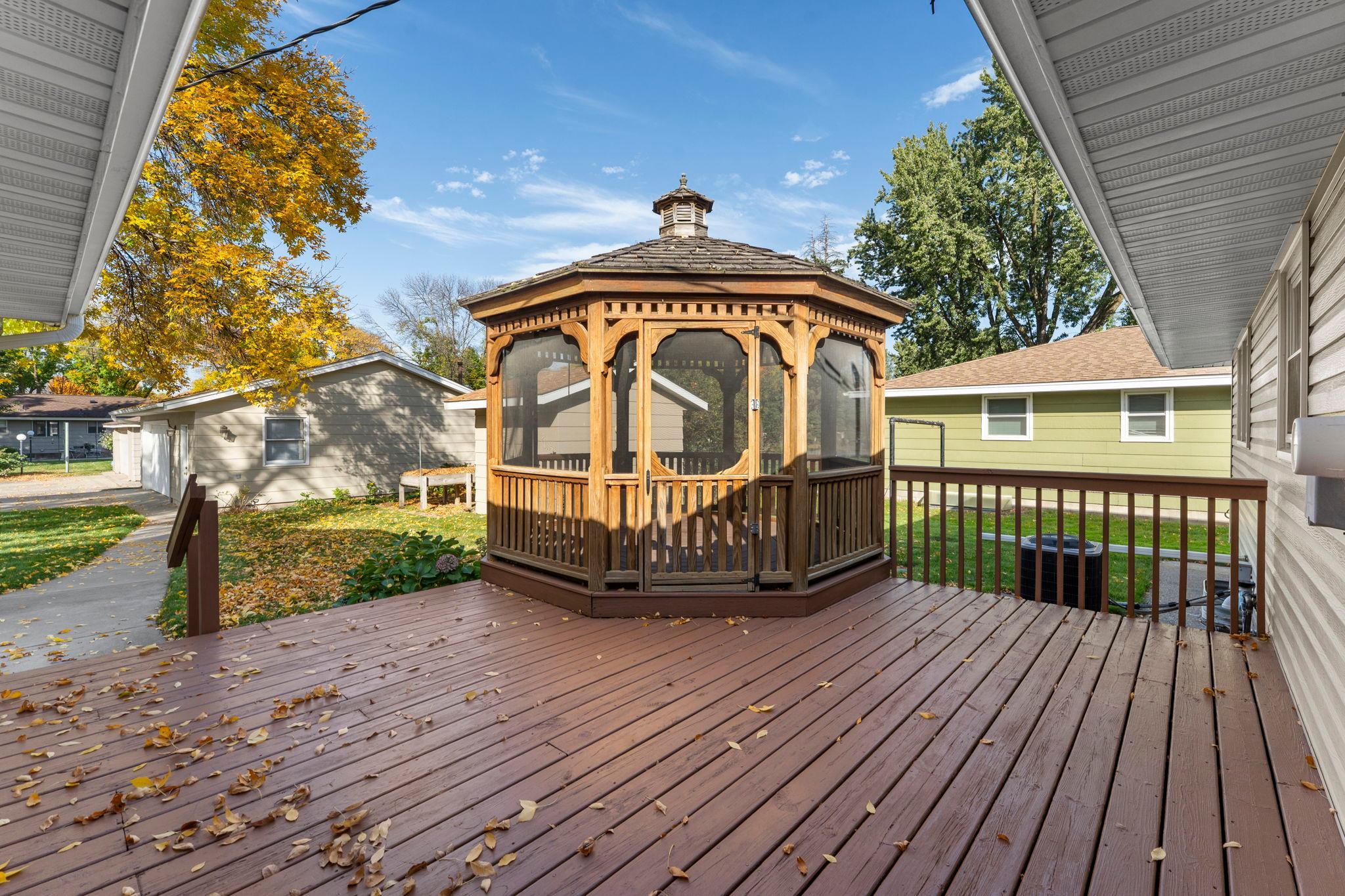 main property photo 19