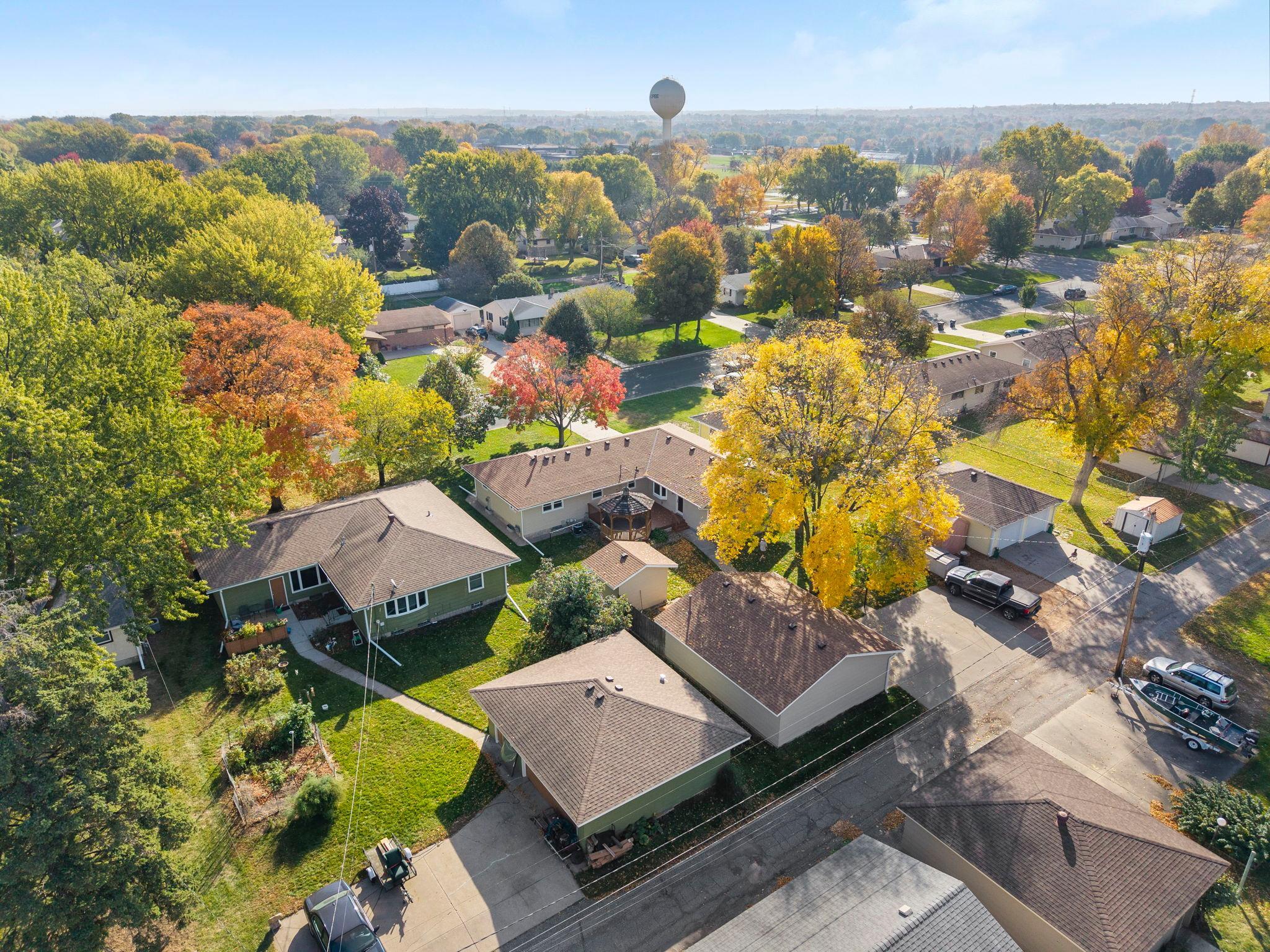 main property photo 24