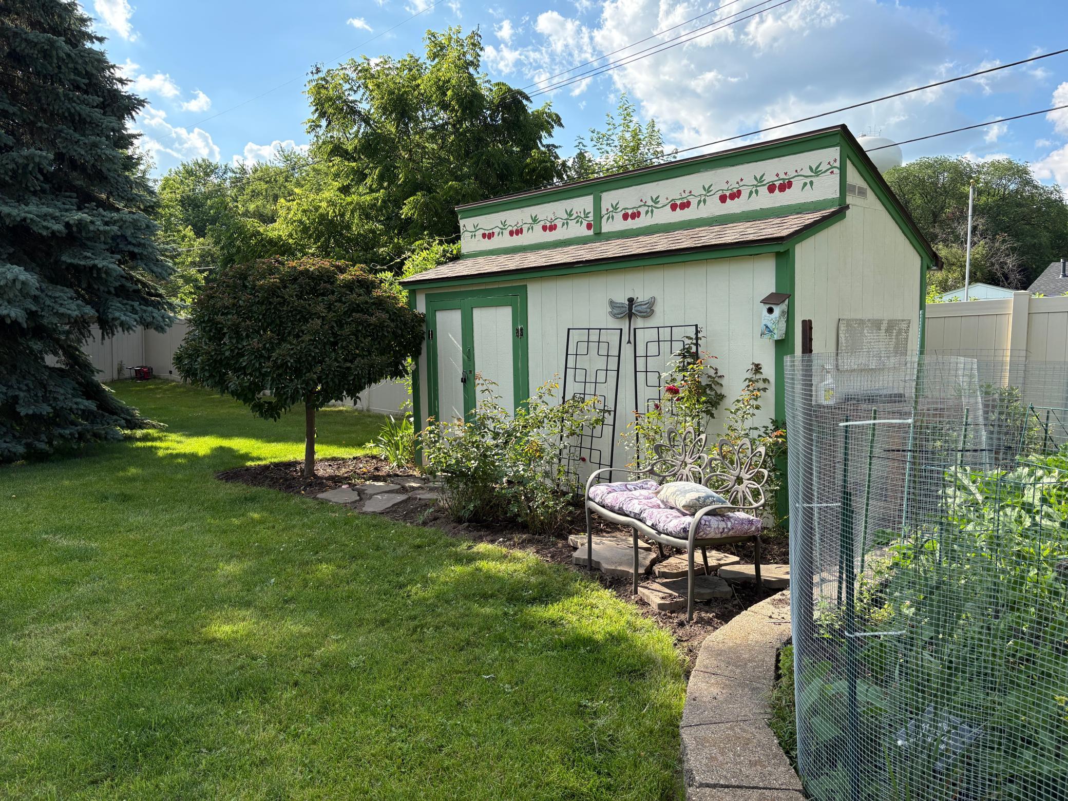 main property photo 44