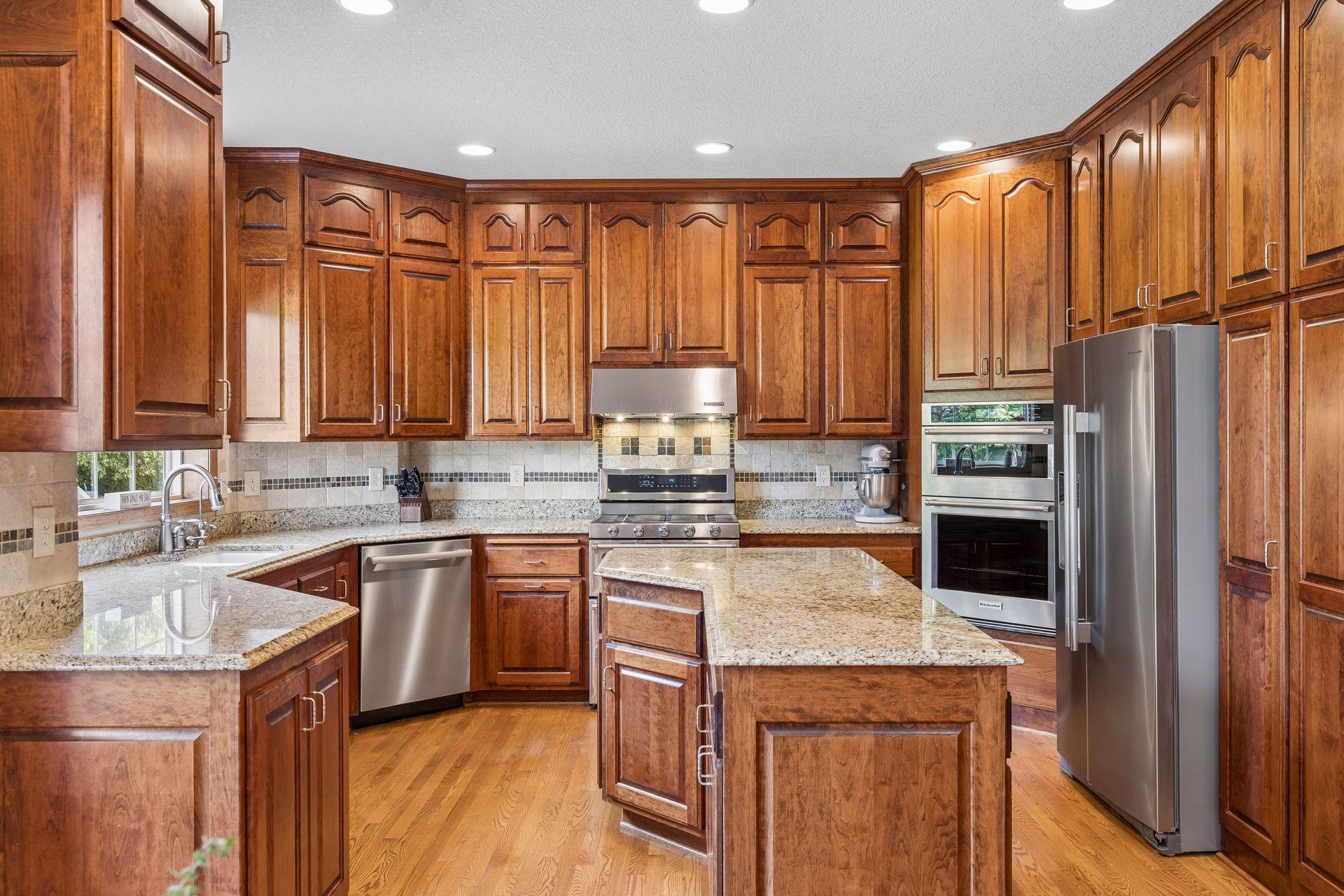 main property photo 6