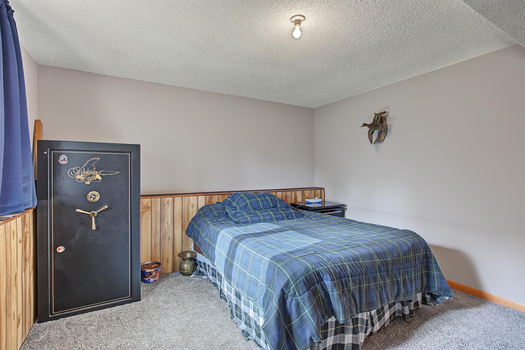 main property photo 50