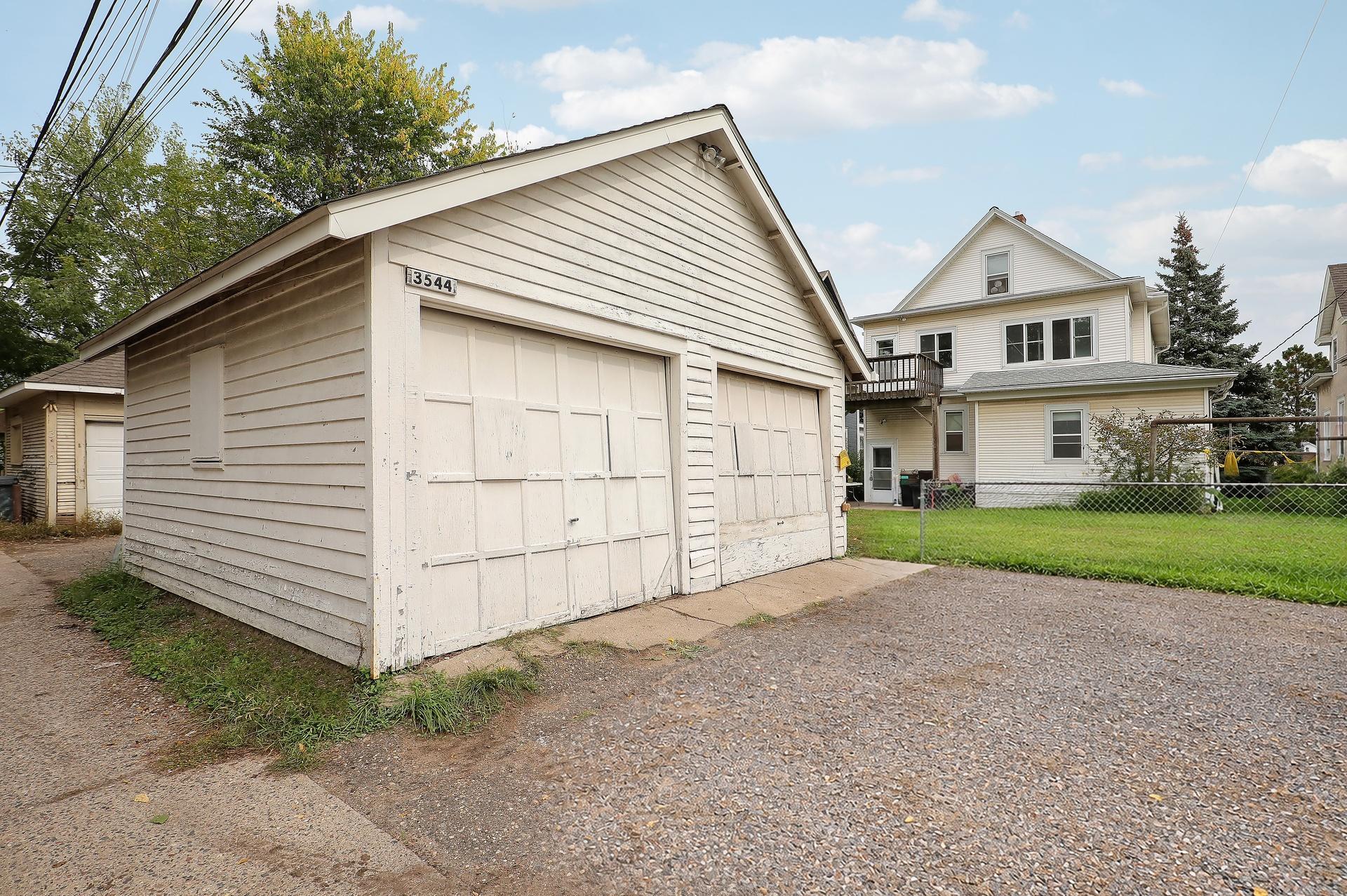 main property photo 54
