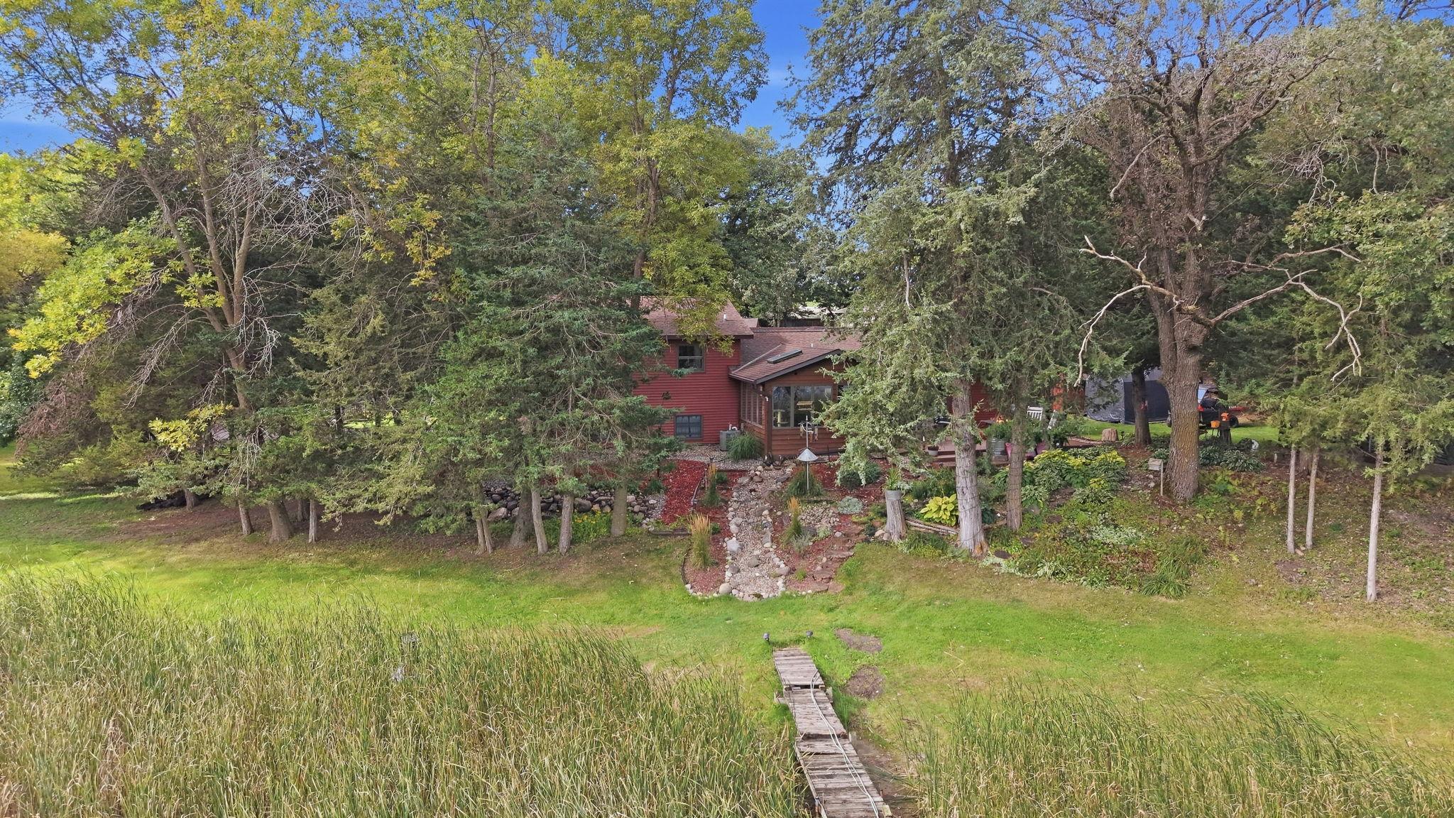 main property photo 40