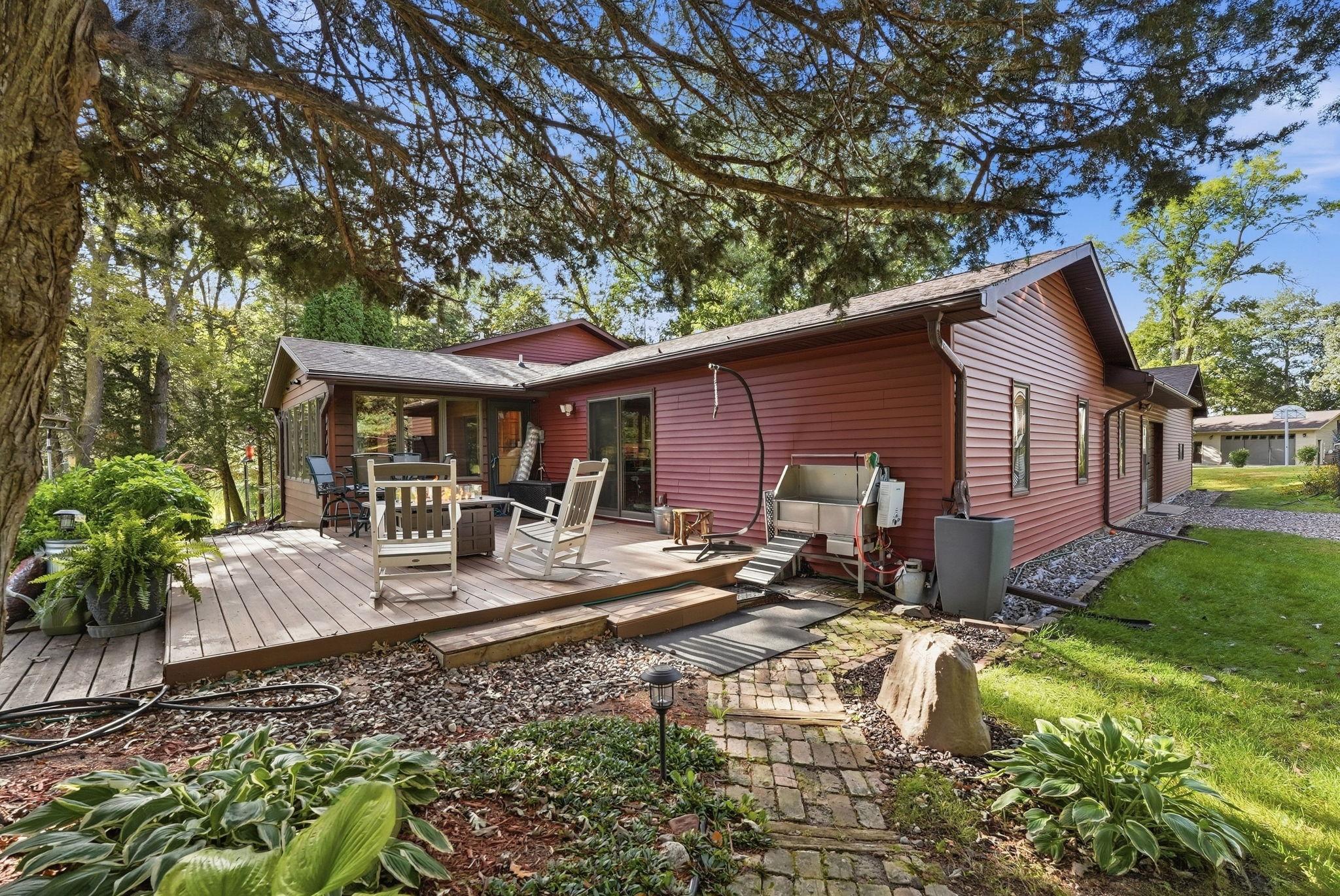 main property photo 53