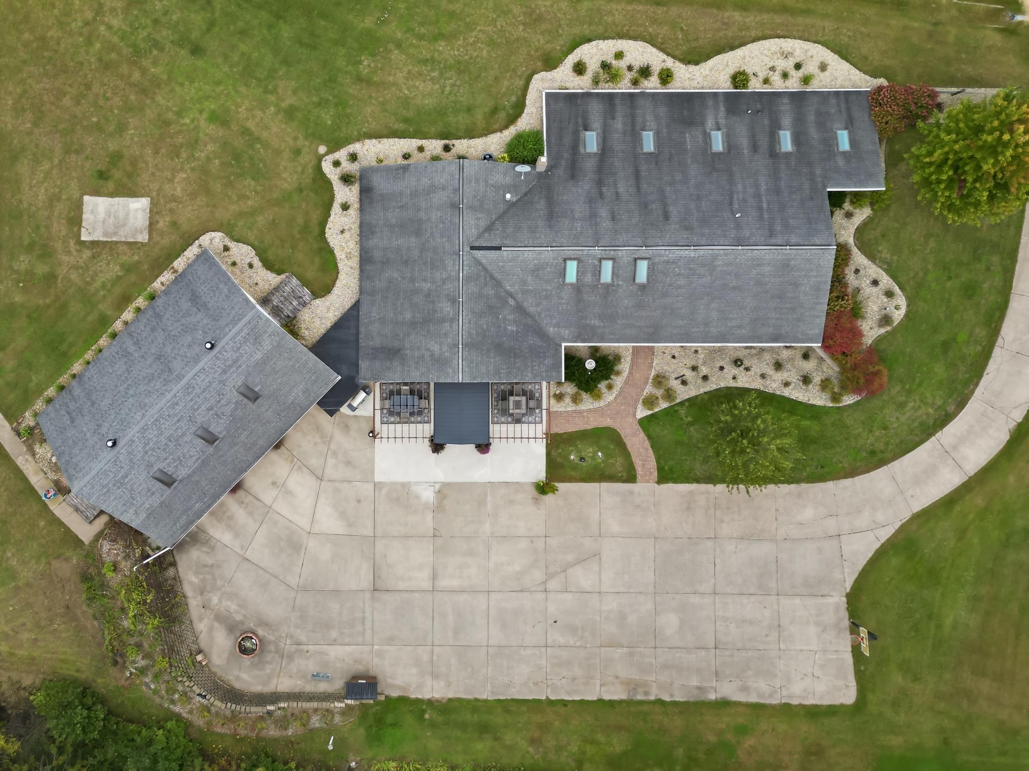main property photo 42