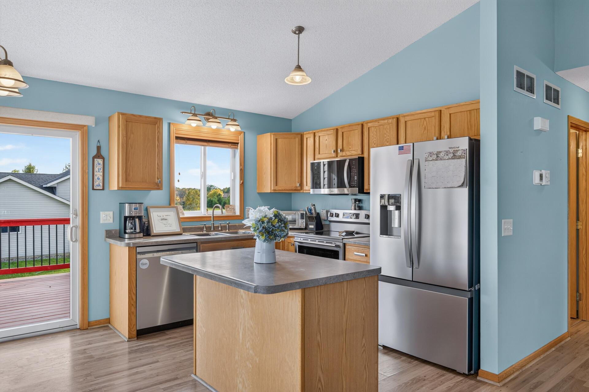 main property photo 15