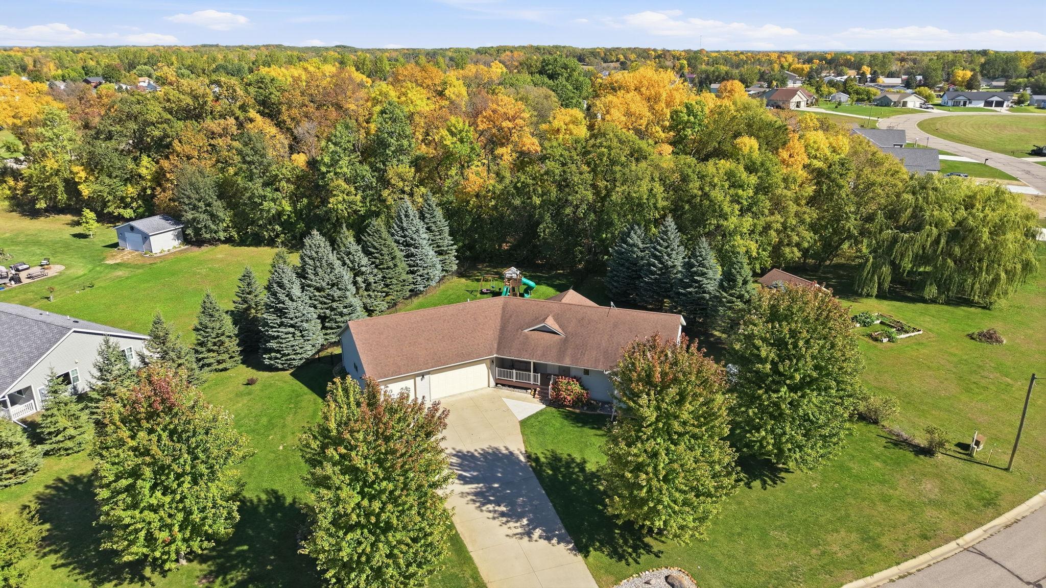 main property photo 34
