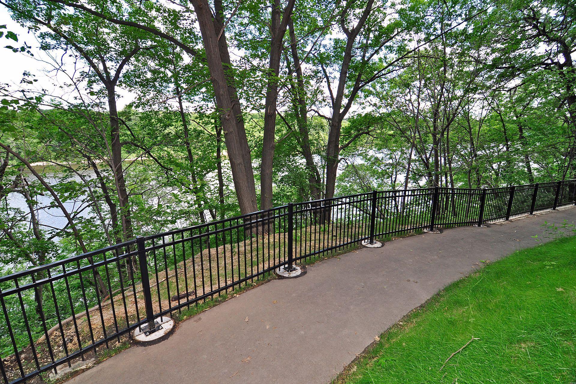 main property photo 78