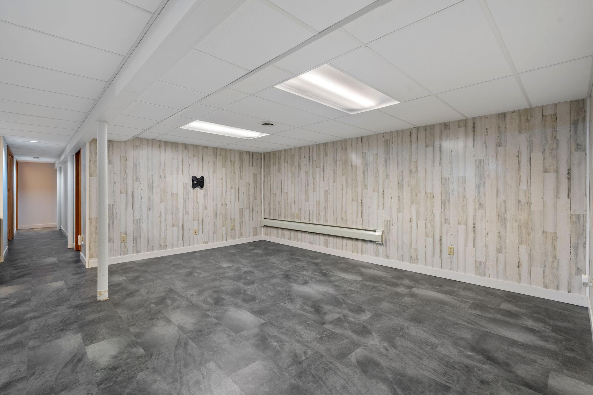 main property photo 126