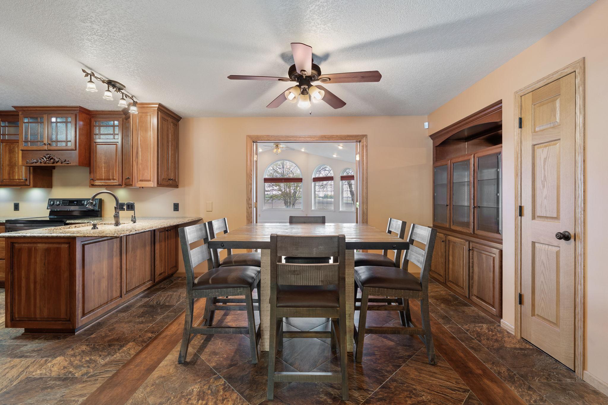 main property photo 99
