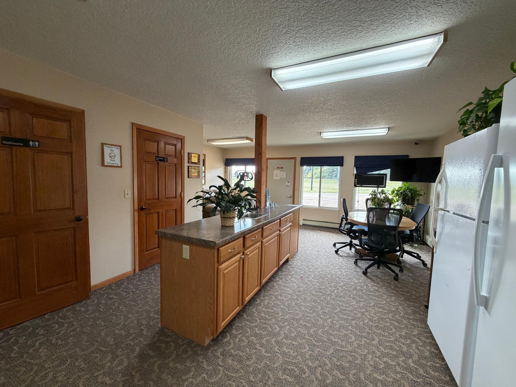main property photo 12