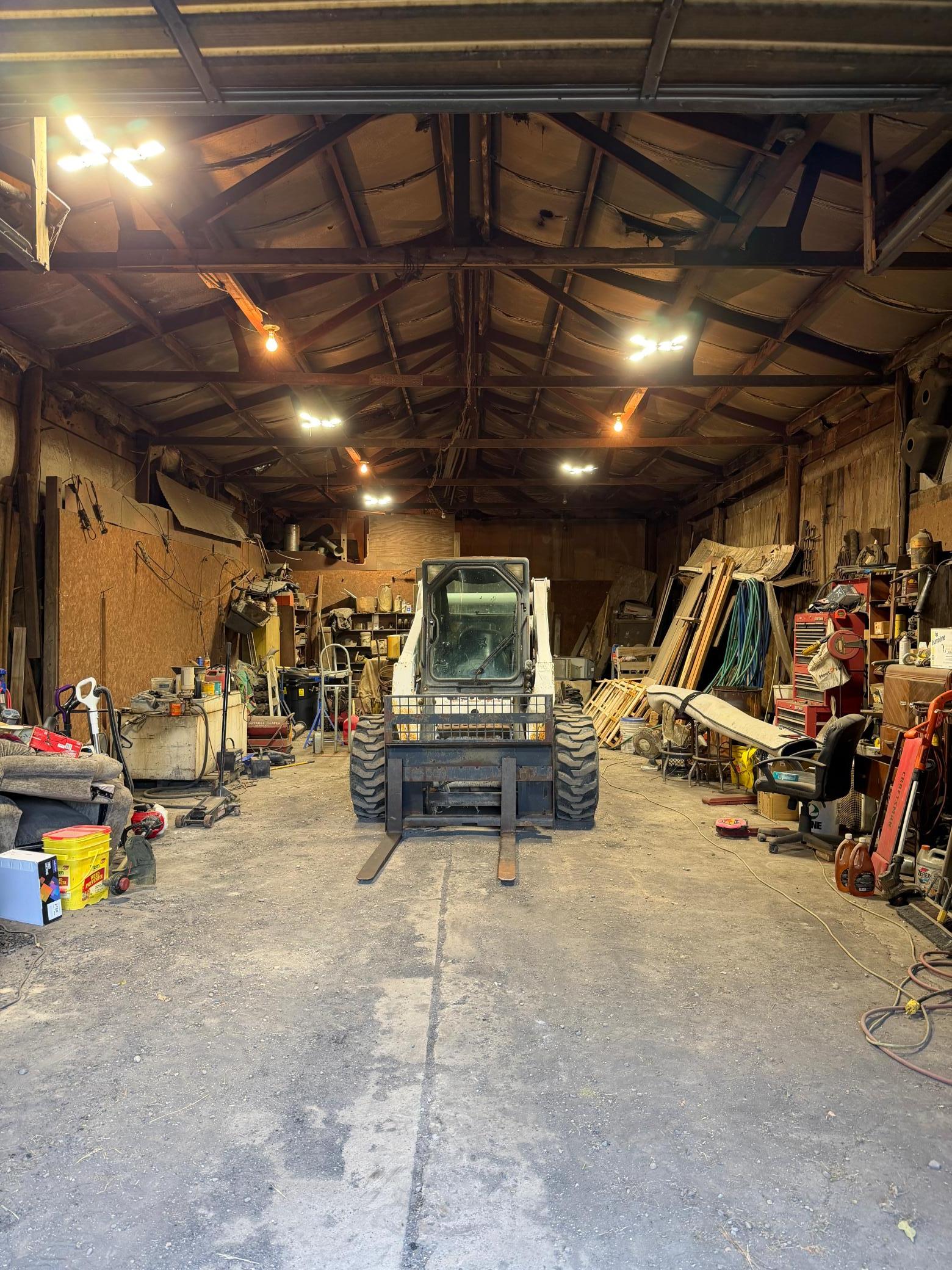 main property photo 54