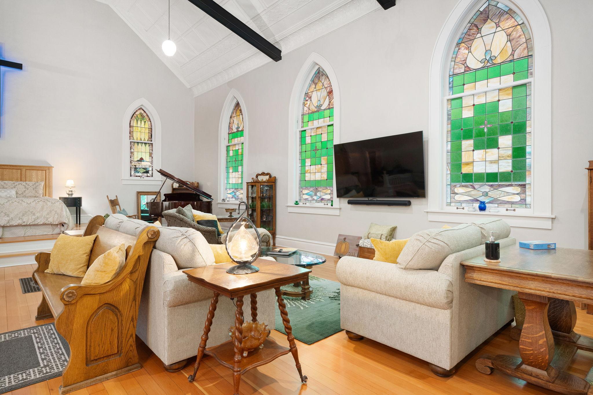 main property photo 21