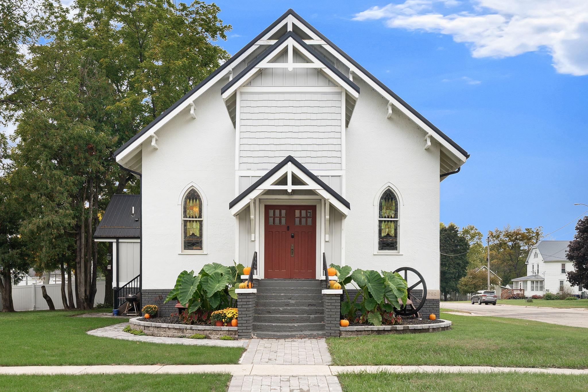 main property photo 75