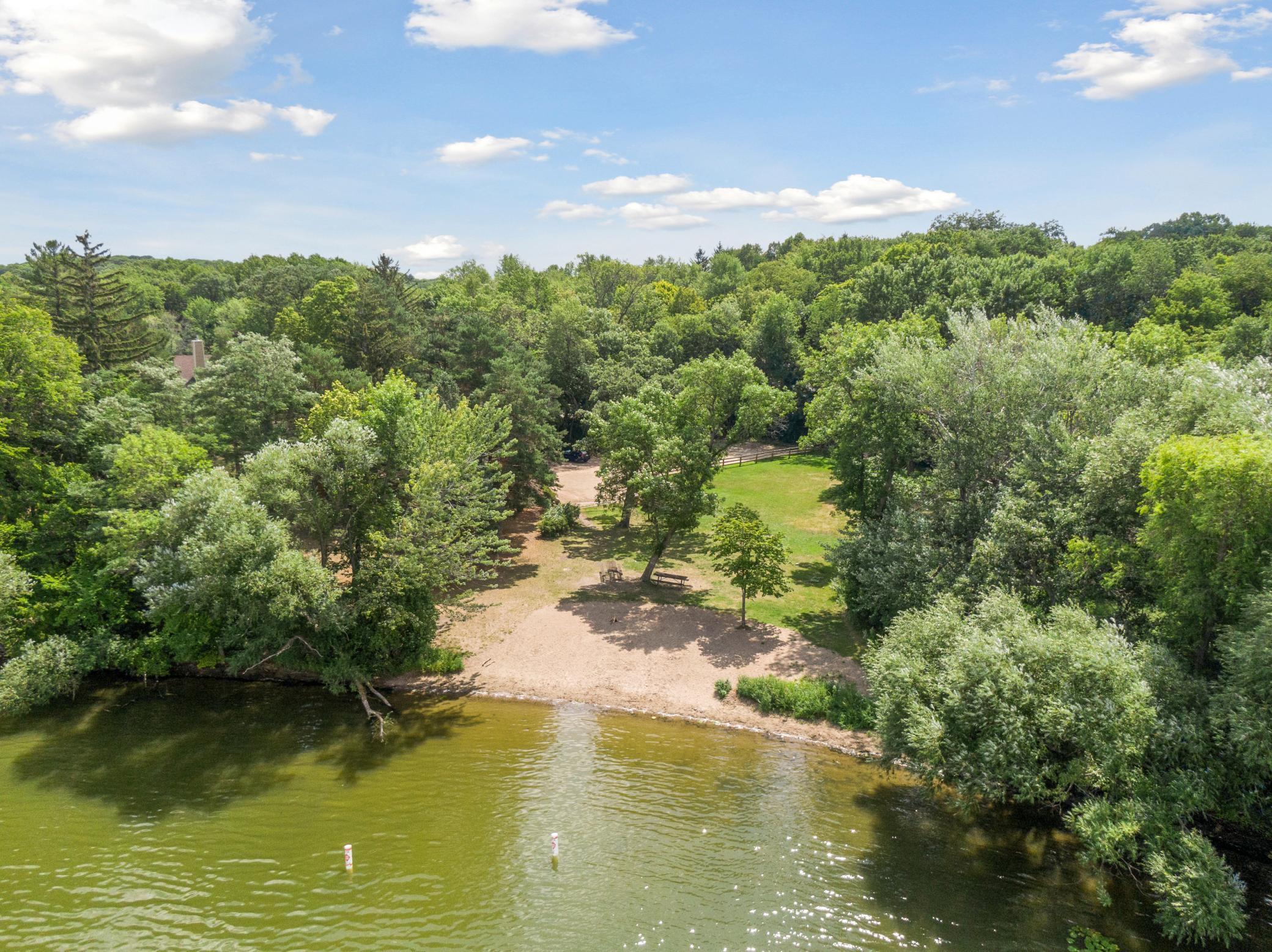 main property photo 27