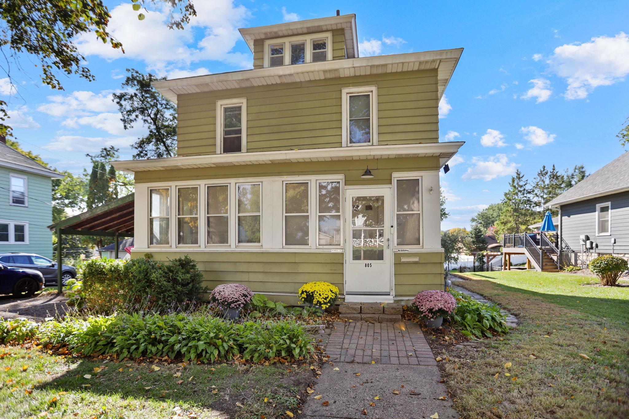 main property photo 2