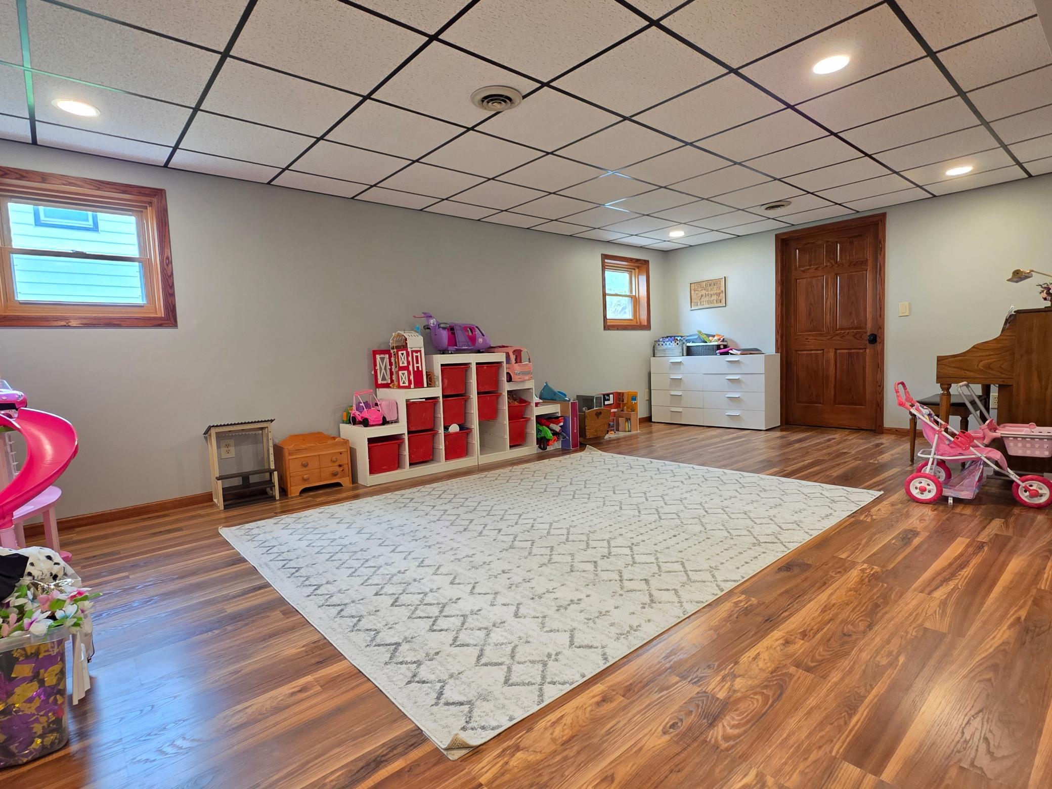 main property photo 51