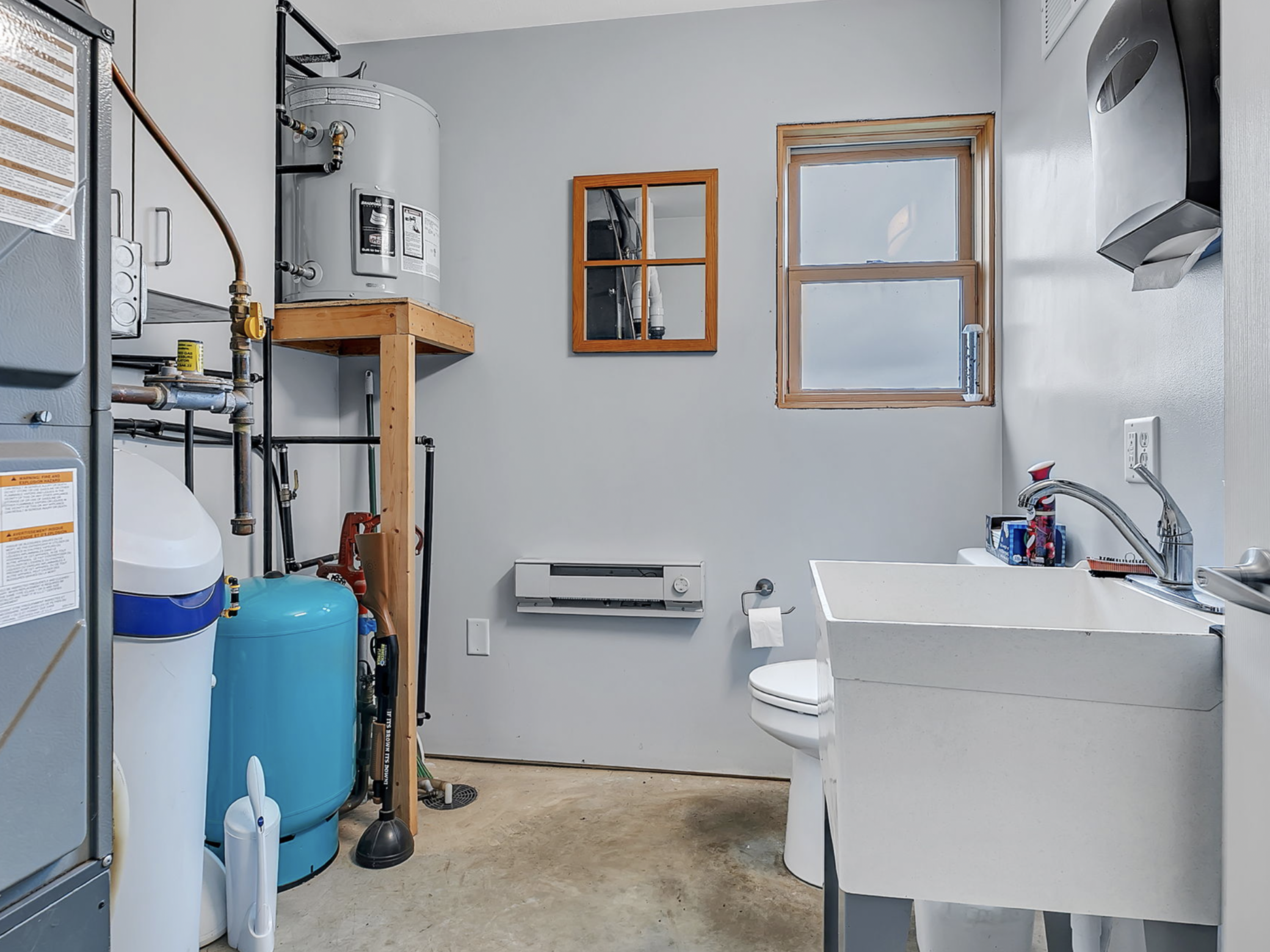 main property photo 27