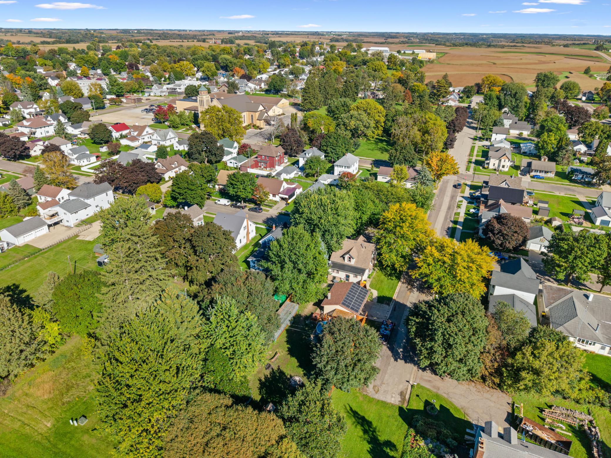 main property photo 35