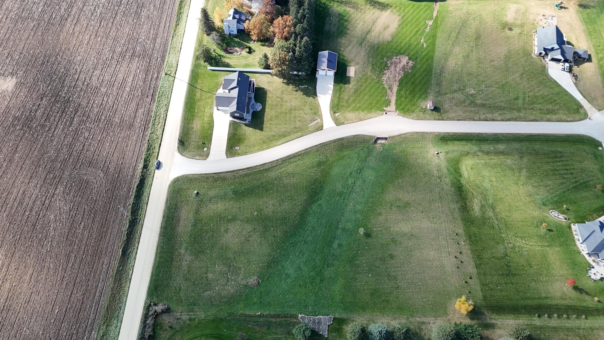 main property photo 11