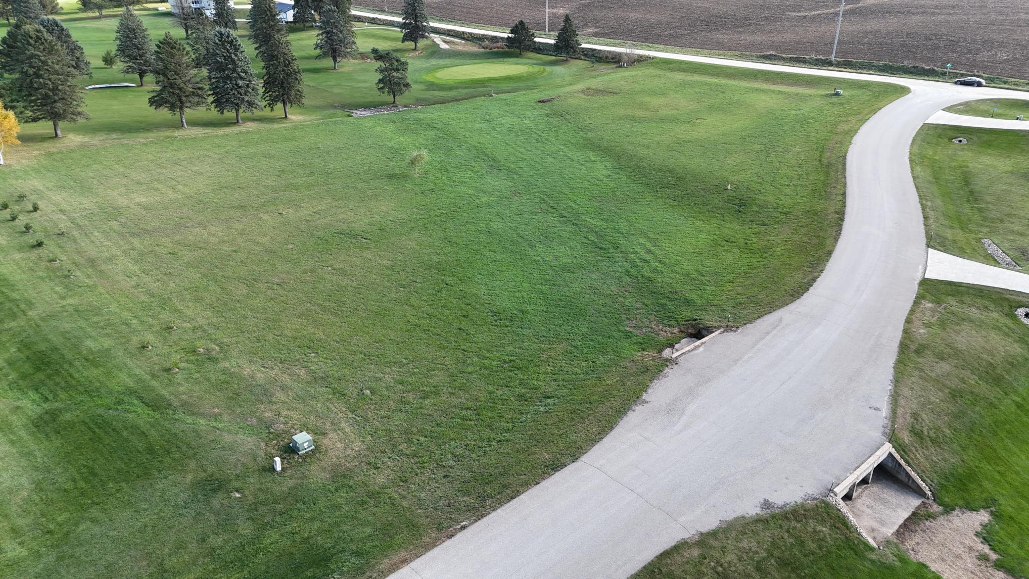 main property photo 14