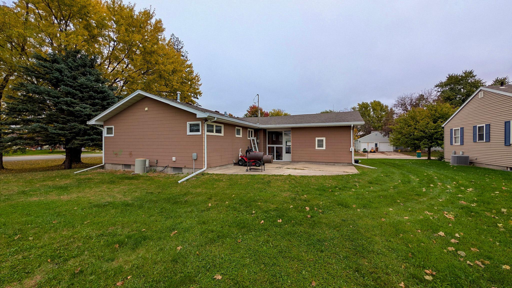 main property photo 24