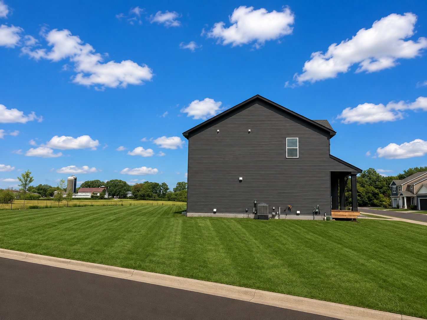 main property photo 23