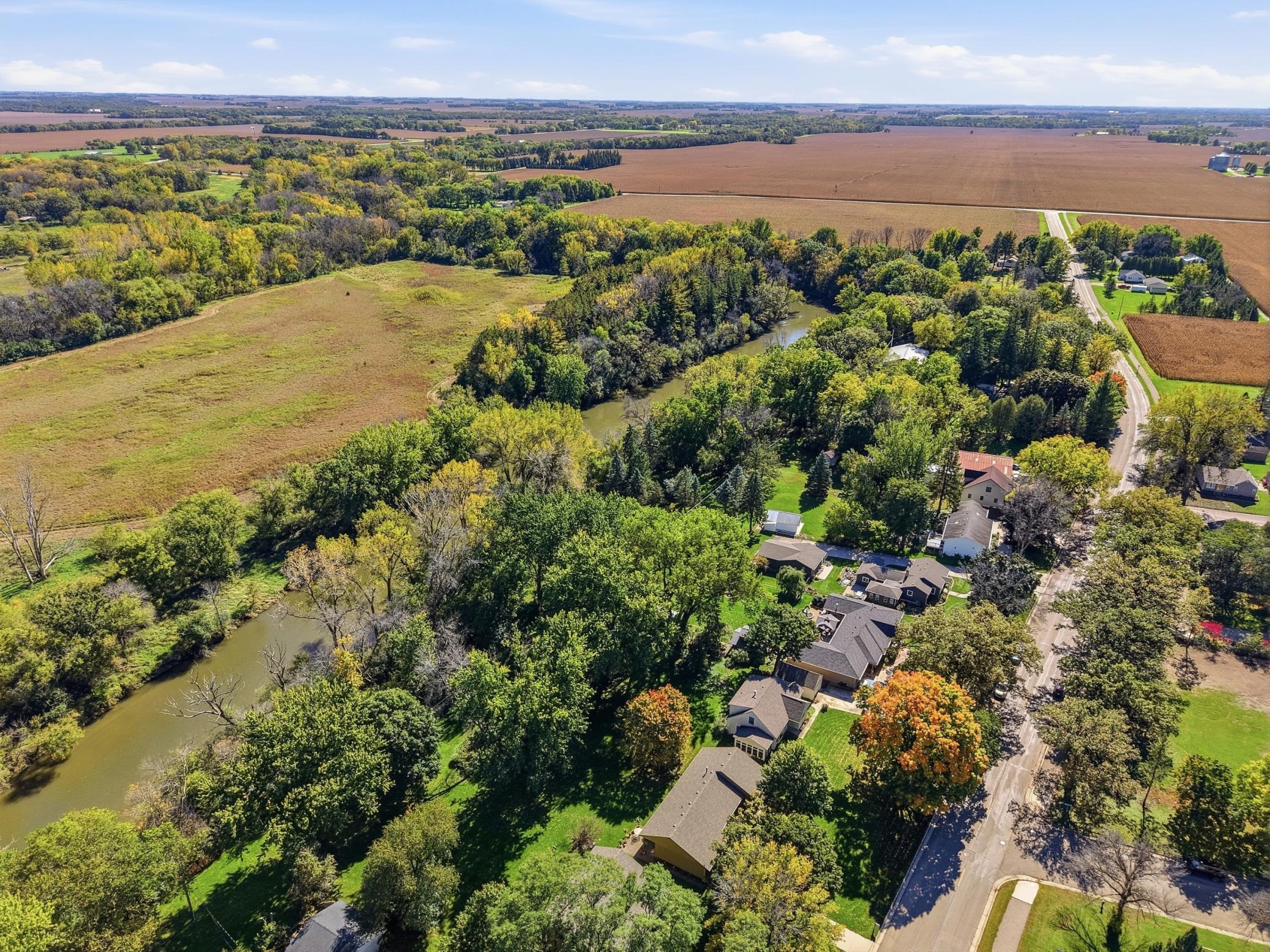 main property photo 39