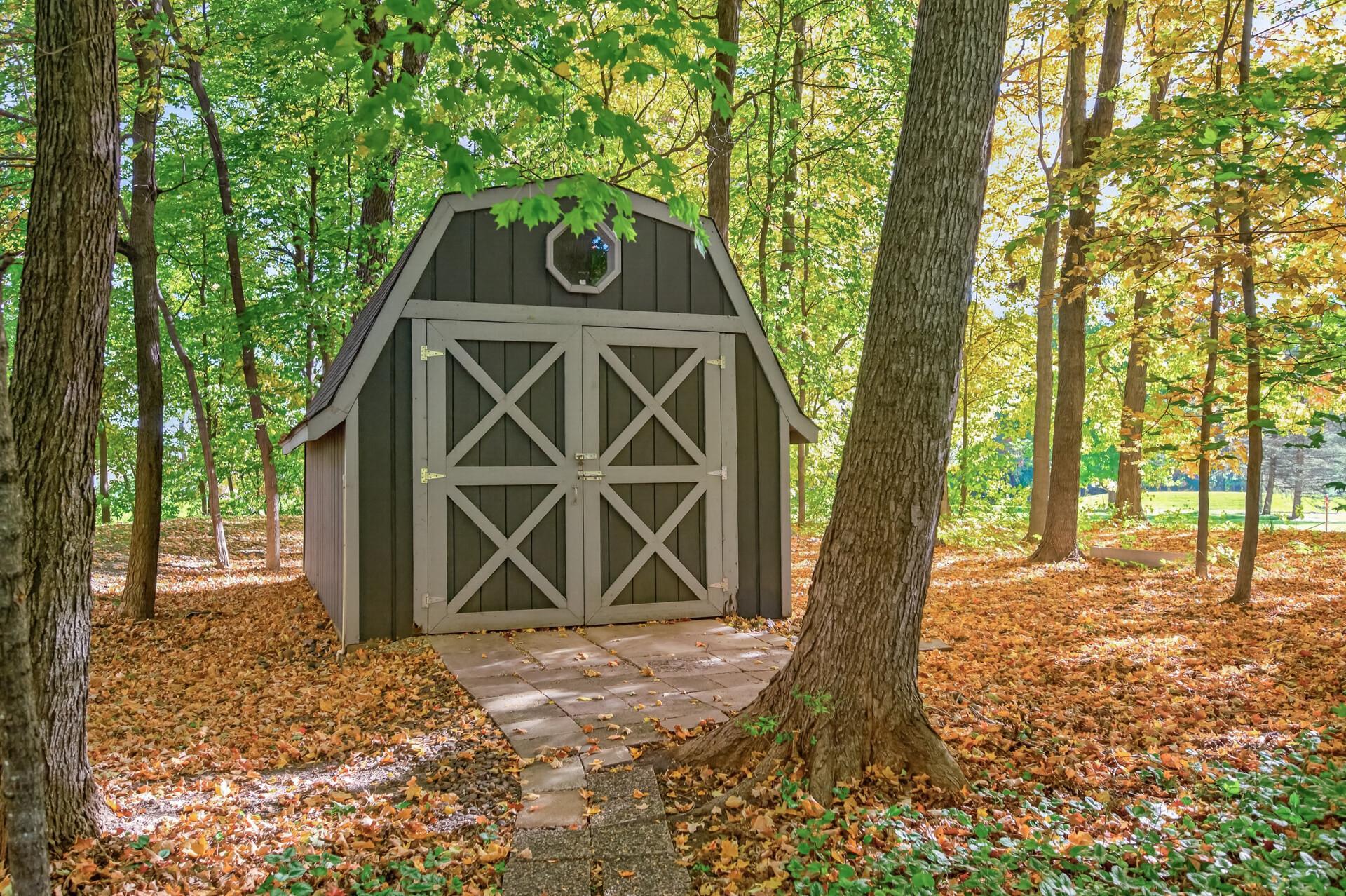 main property photo 30
