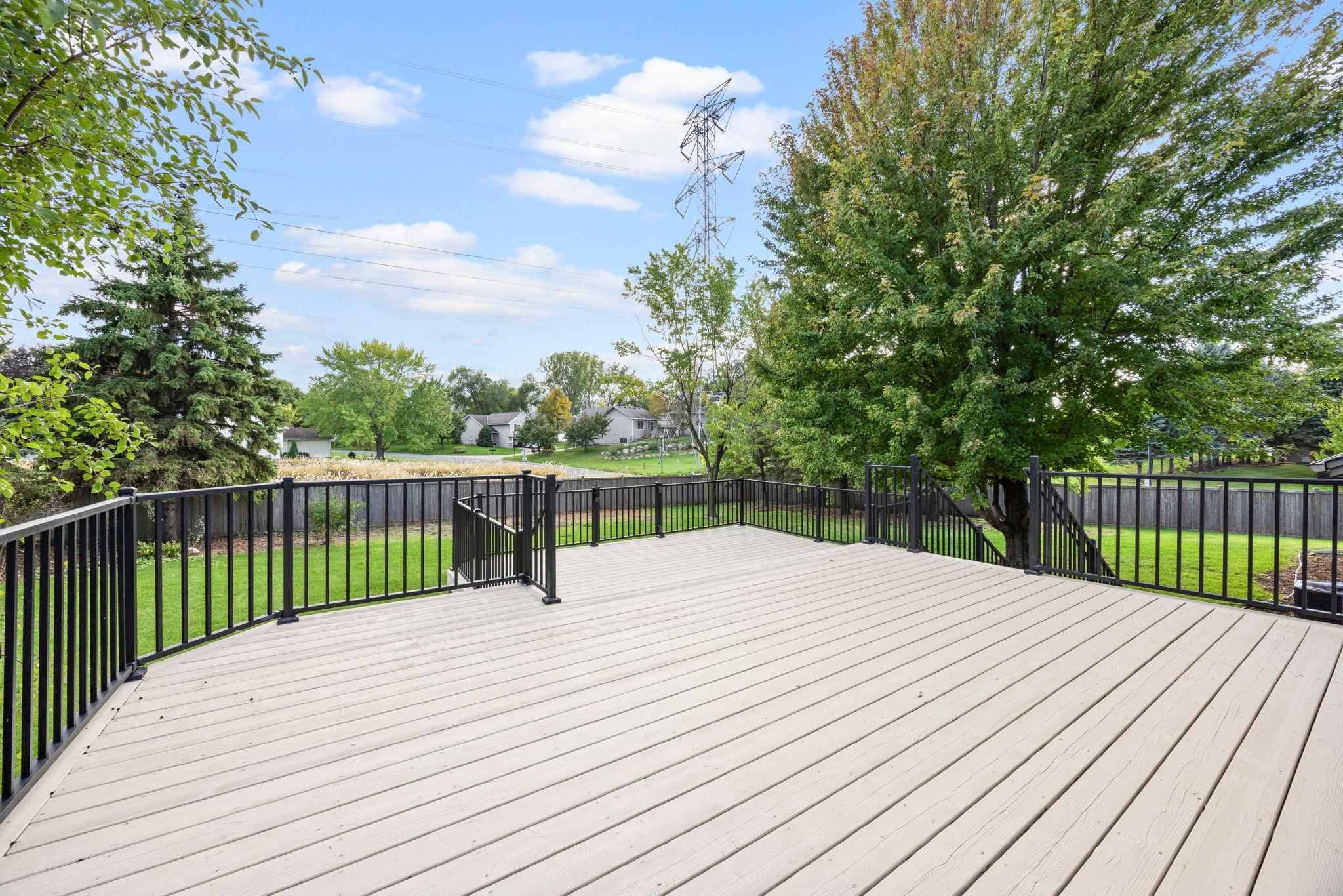 main property photo 50