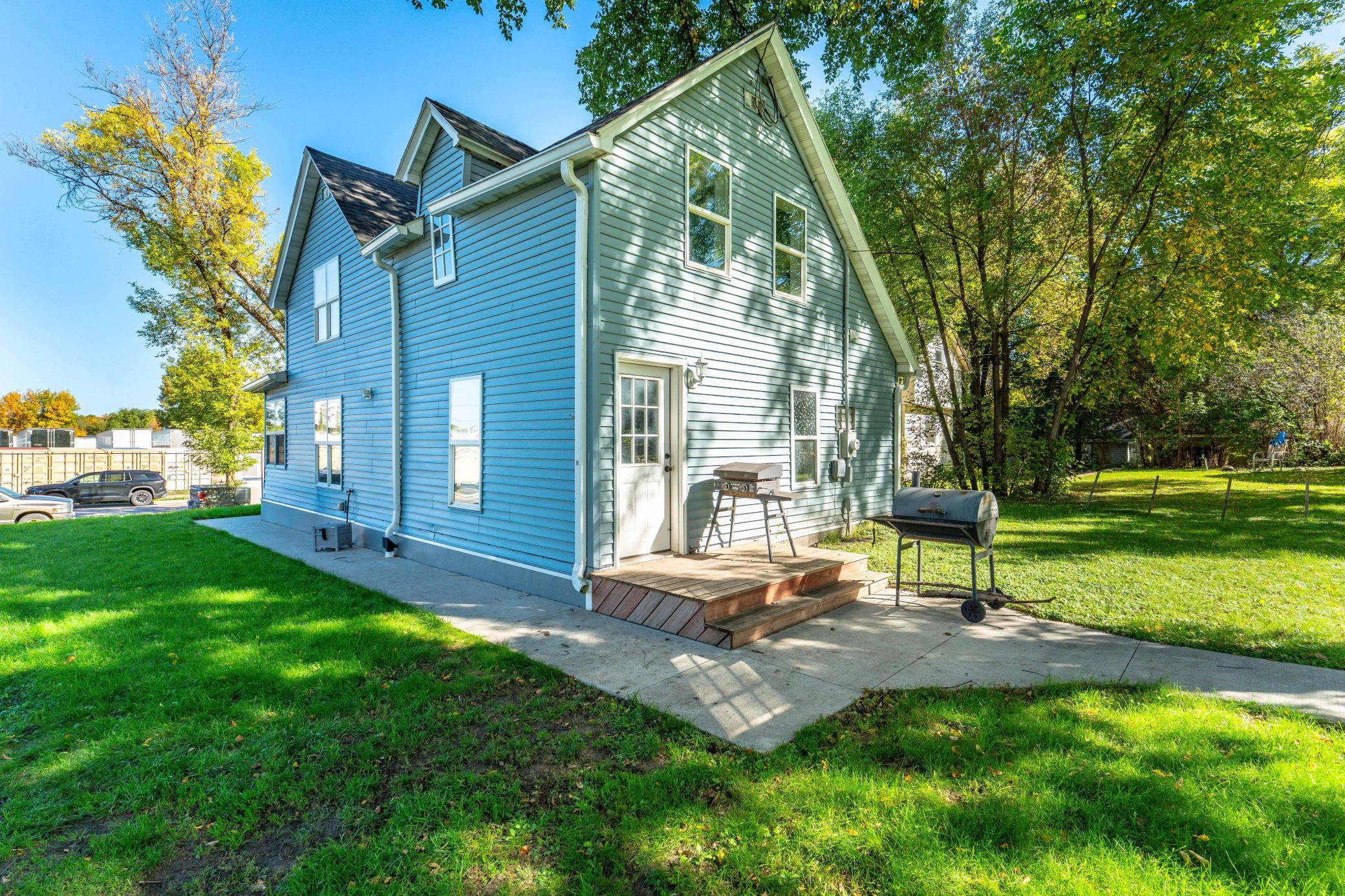 main property photo 6