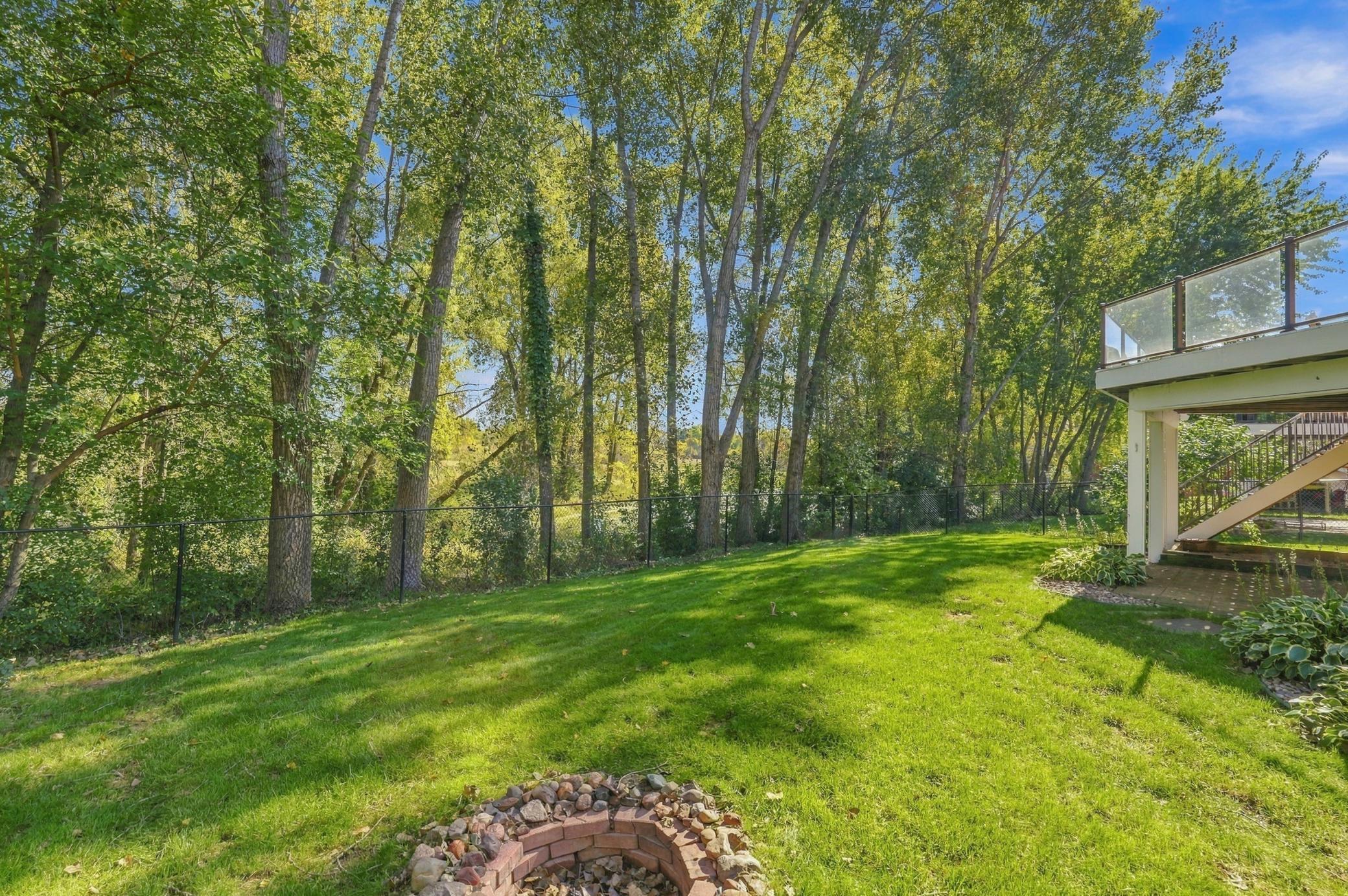 main property photo 26