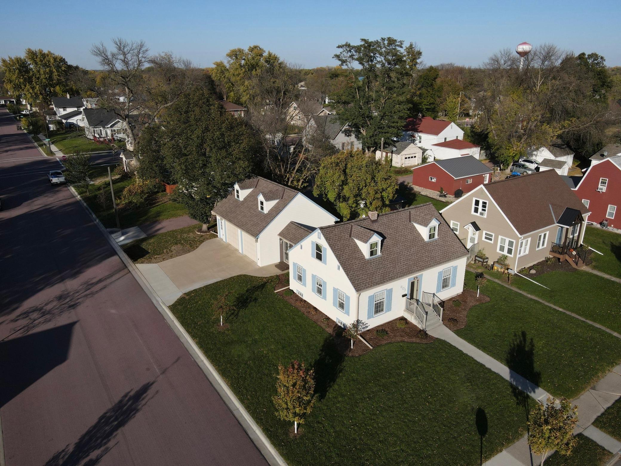 main property photo 43