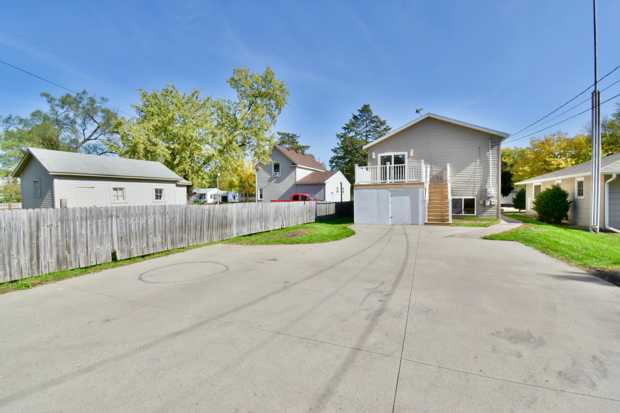 main property photo 15