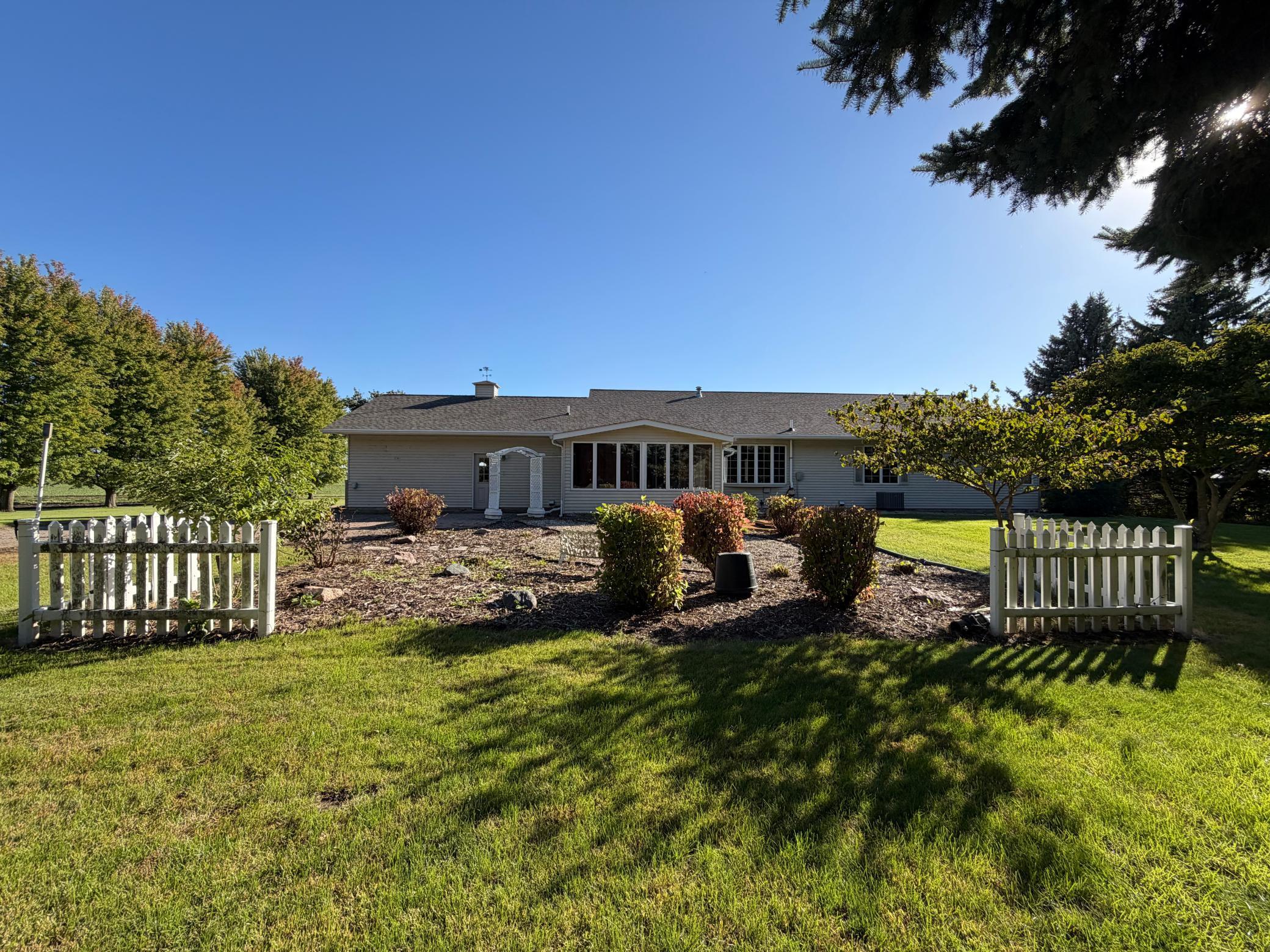 main property photo 75