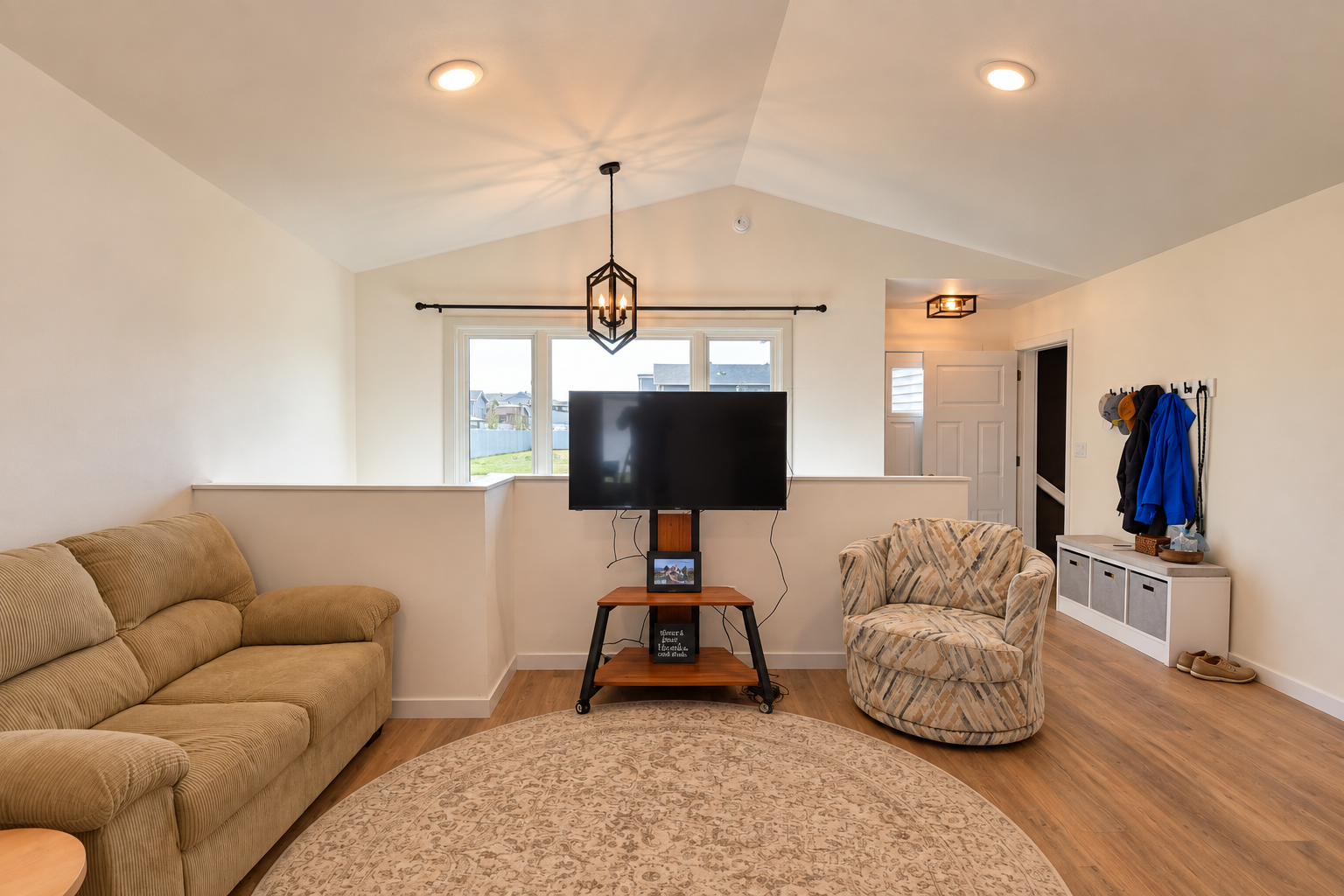 main property photo 7