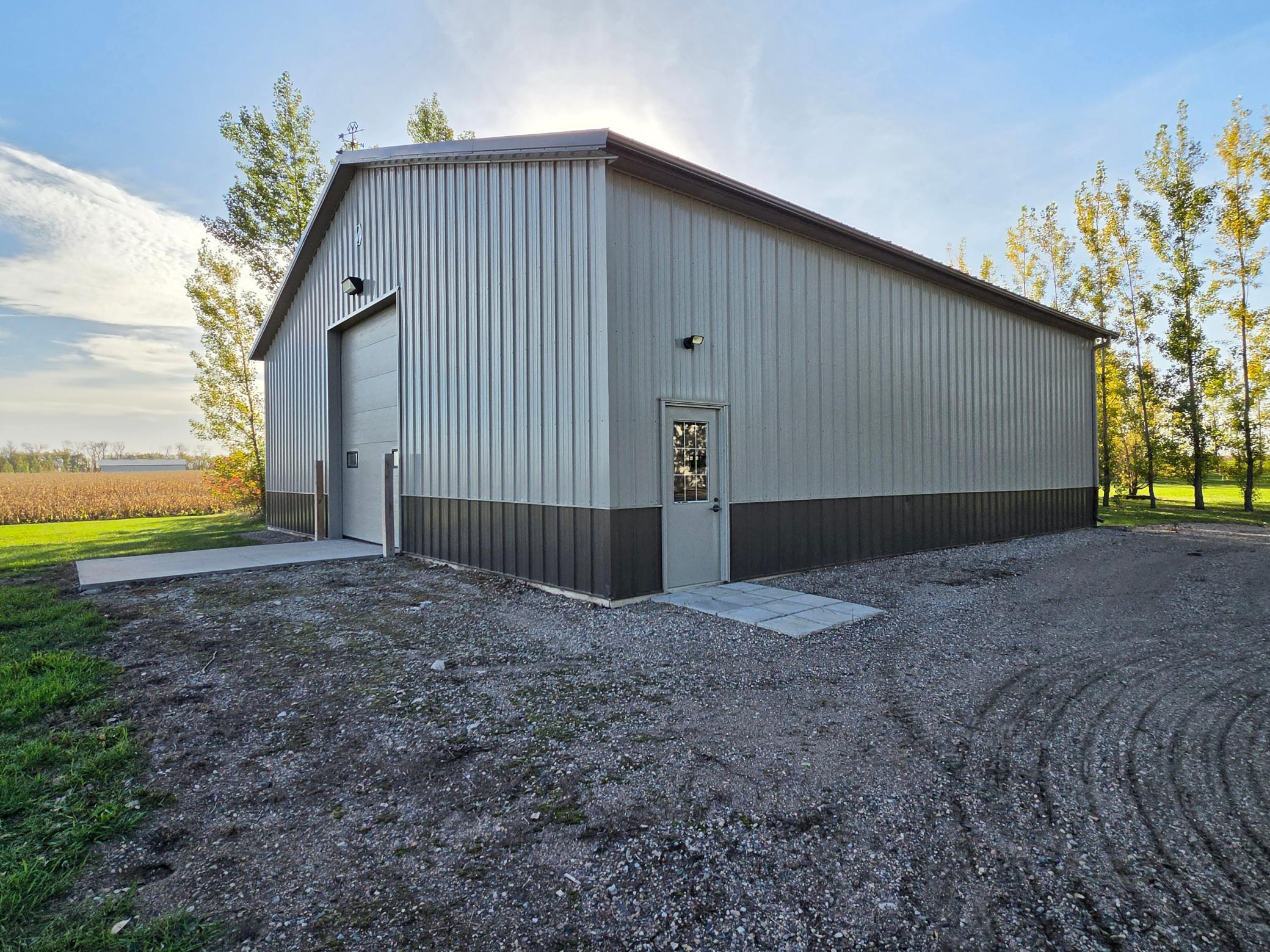 main property photo 20