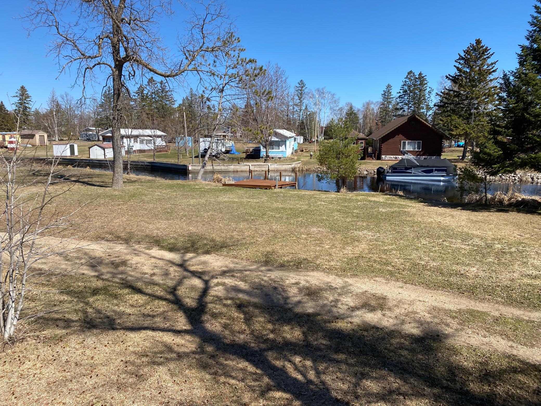main property photo 23