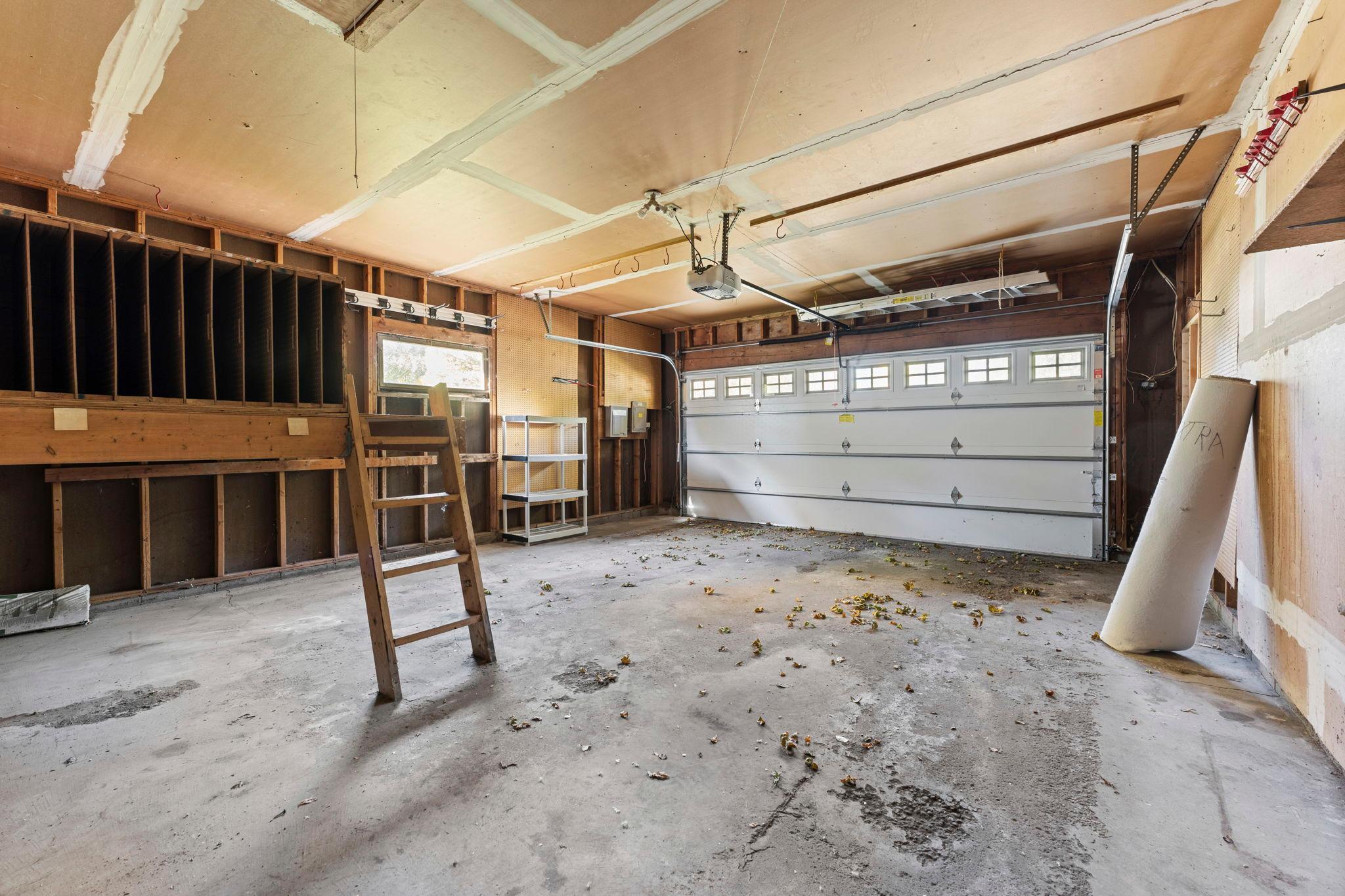 main property photo 66