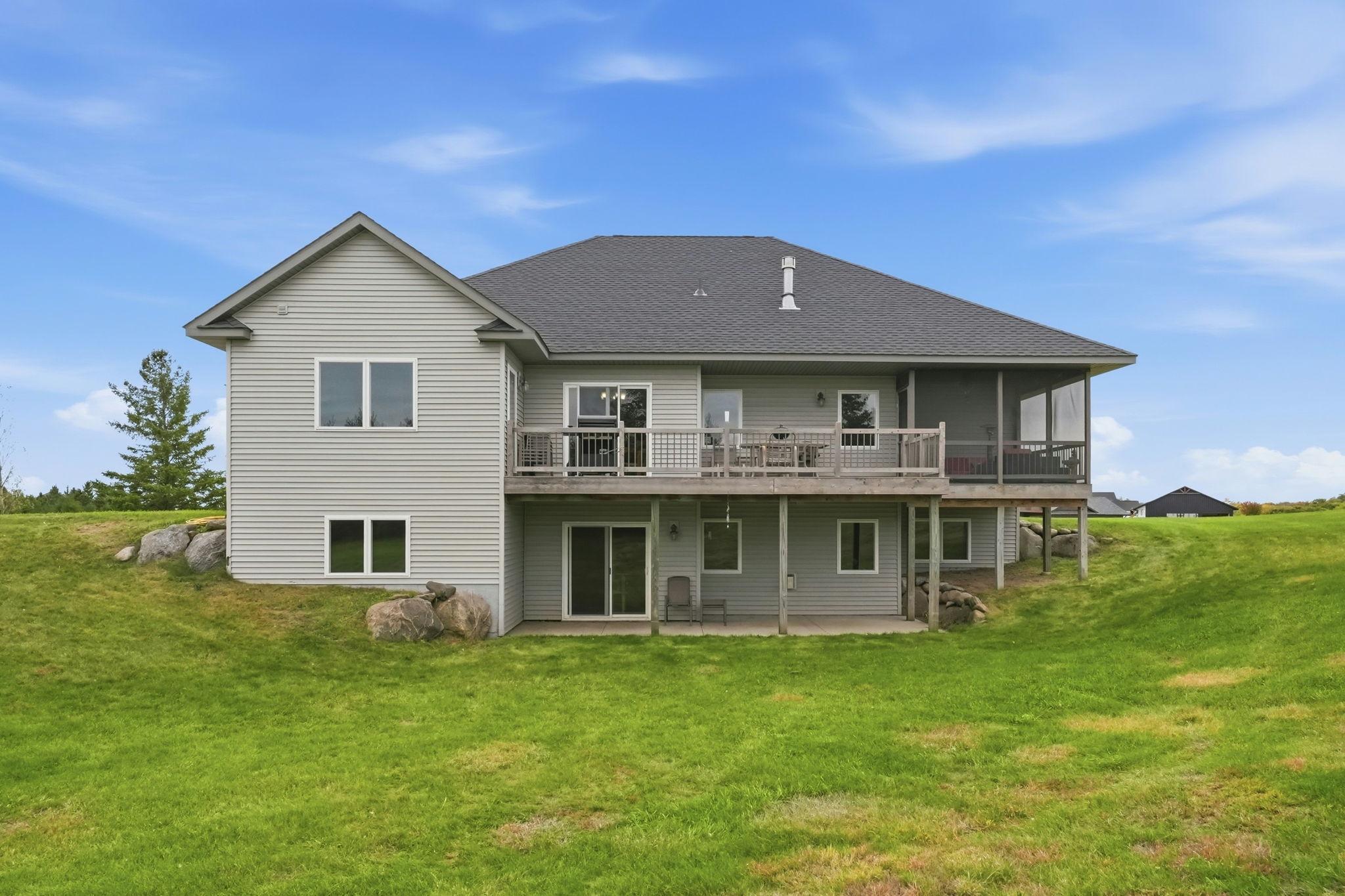 main property photo 44
