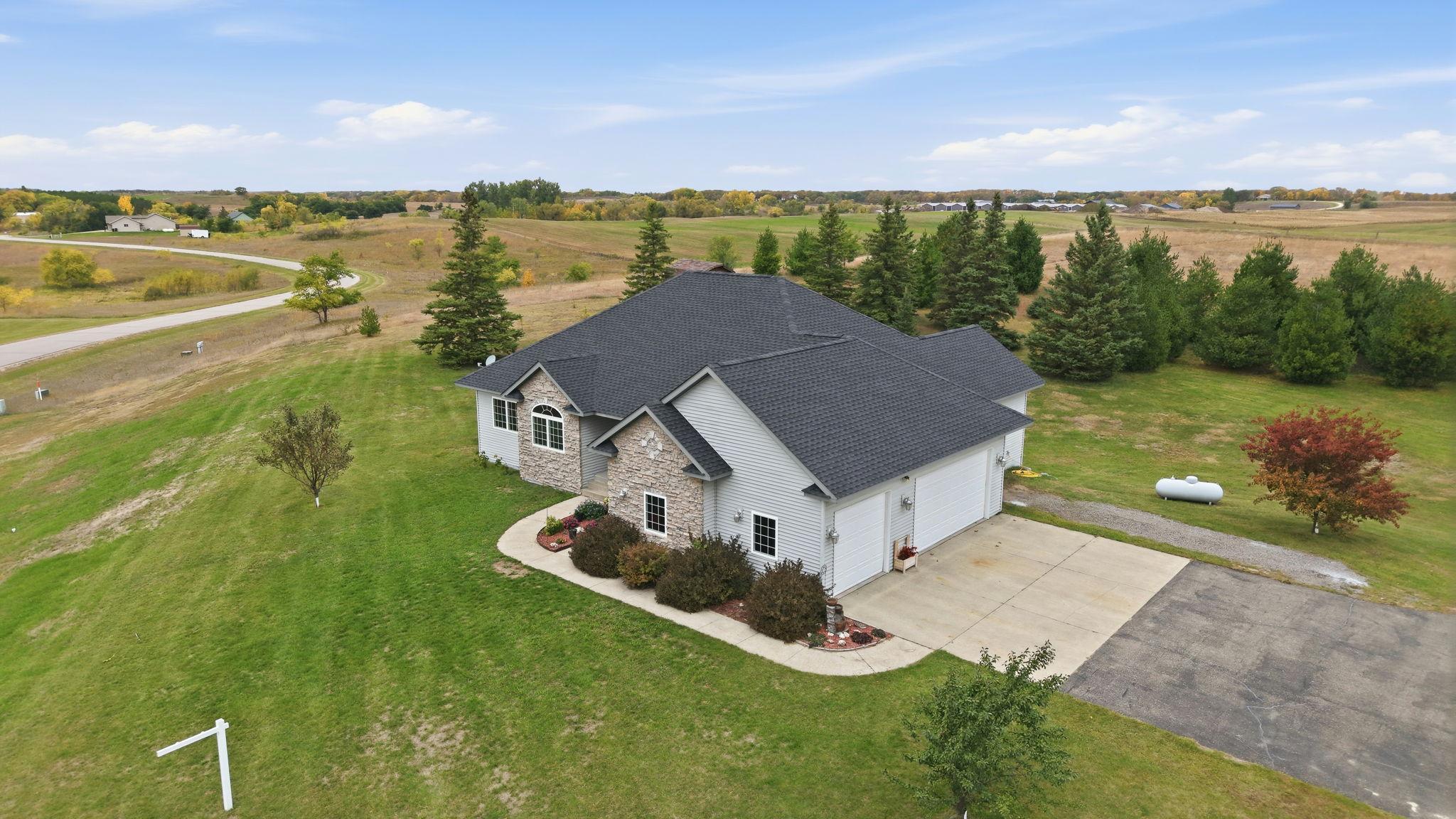 main property photo 49