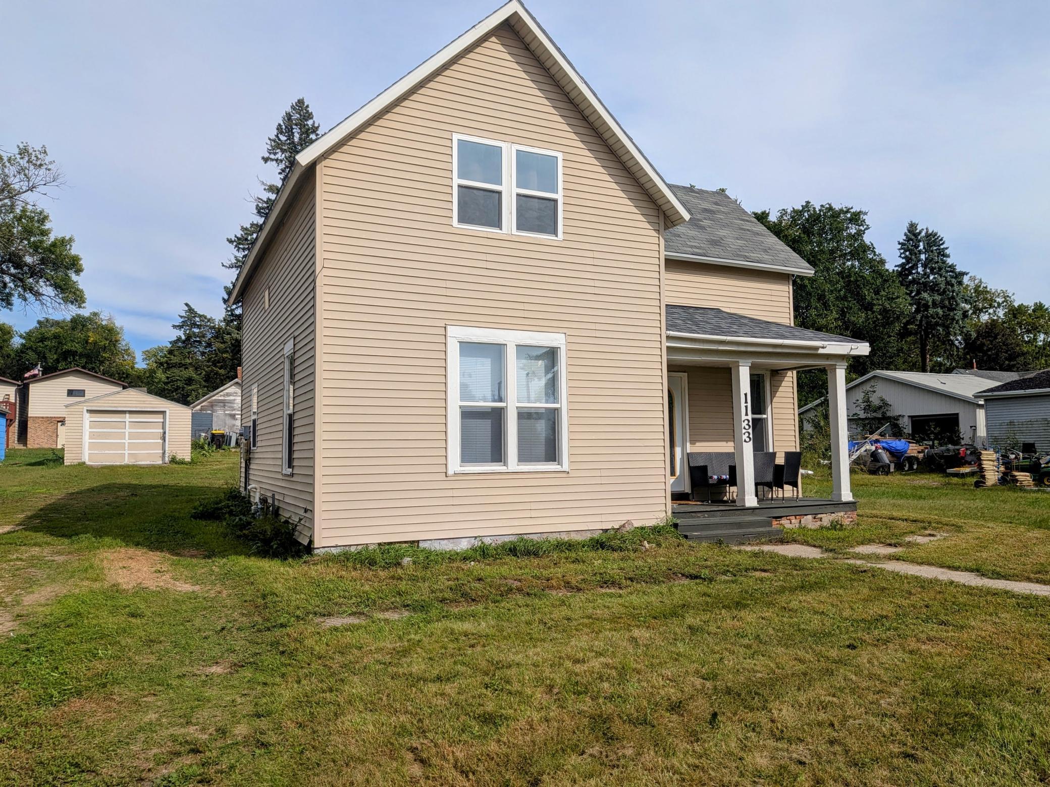 main property photo 11