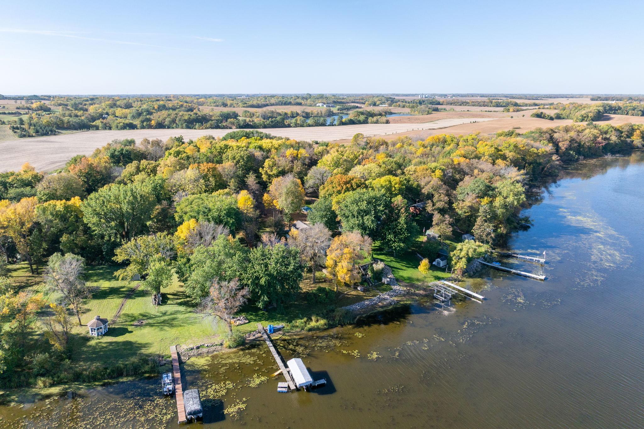 main property photo 33