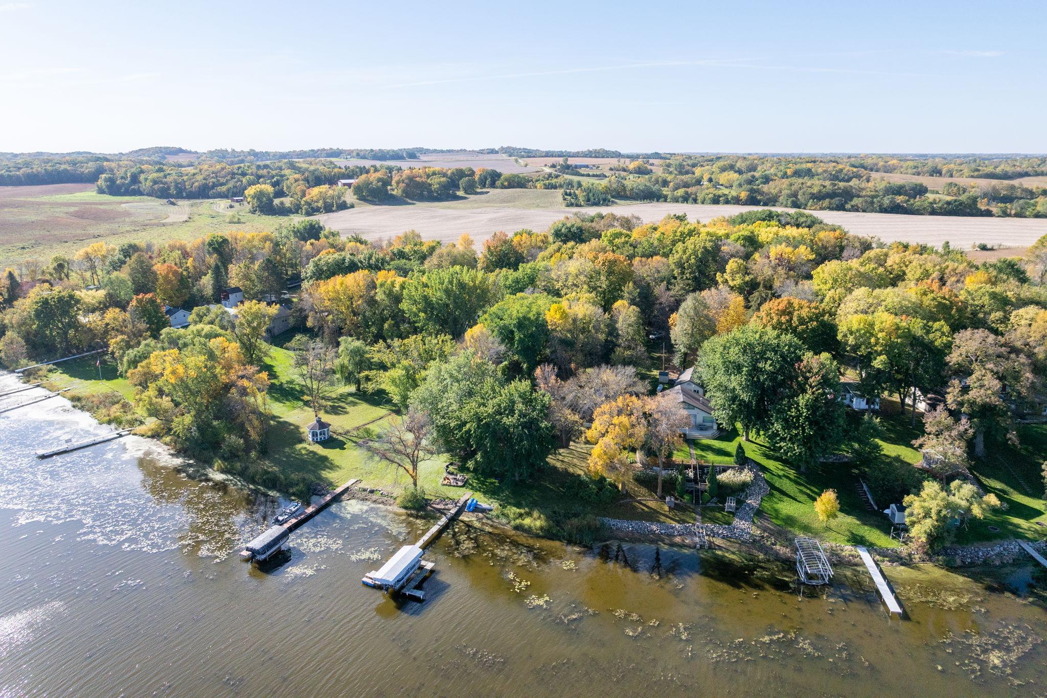 main property photo 34