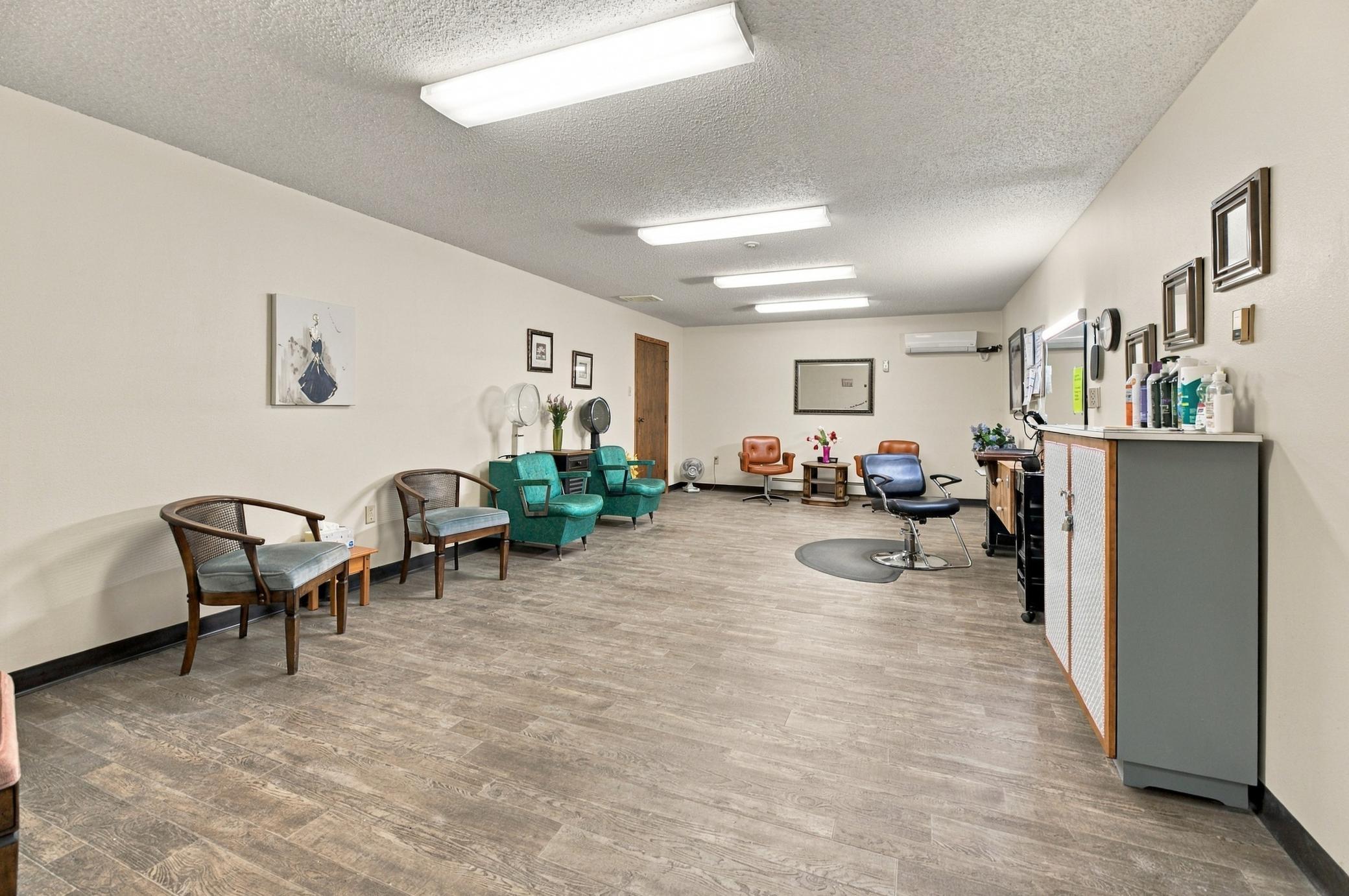 main property photo 32